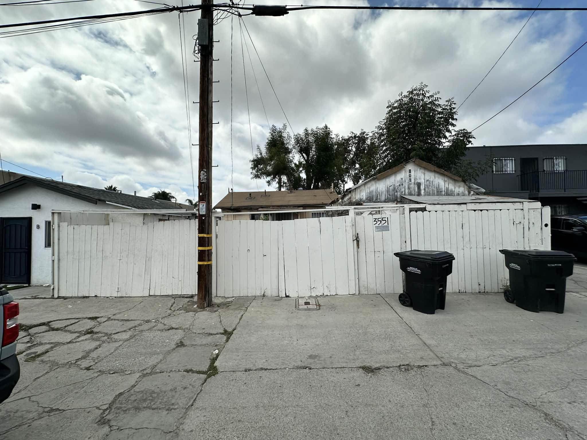 Front Image Thumbnail for SD260003705