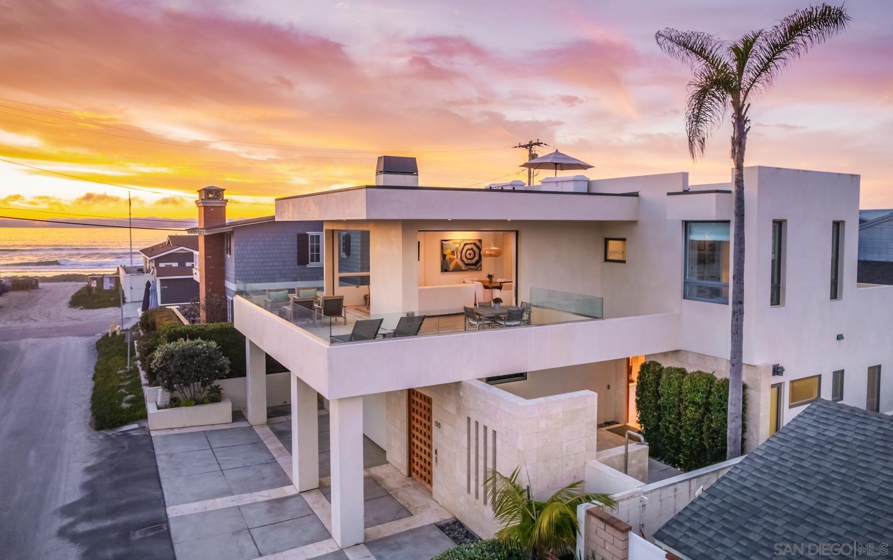 Detail Gallery Image 2 of 34 For 136  23rd St, Del Mar,  CA 92014 - 3 Beds | 4 Baths