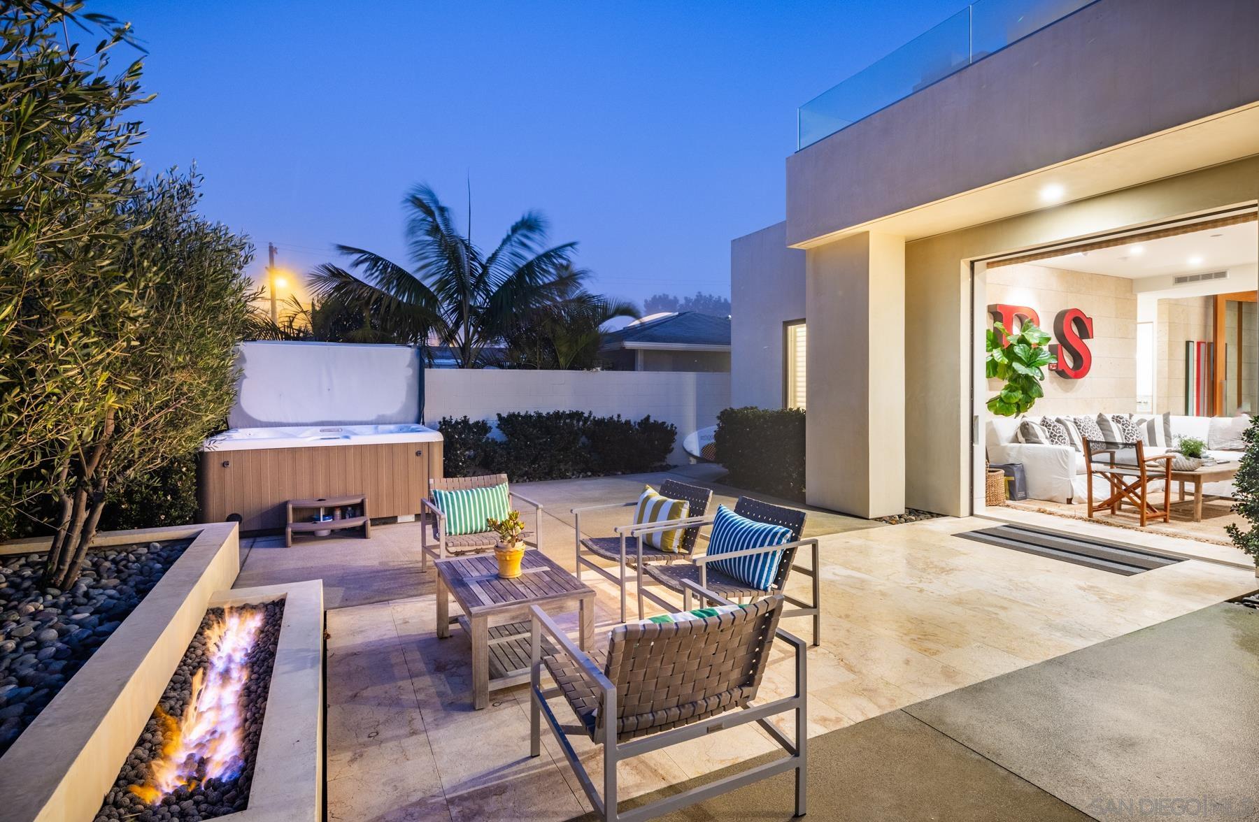 Detail Gallery Image 30 of 34 For 136  23rd St, Del Mar,  CA 92014 - 3 Beds | 4 Baths