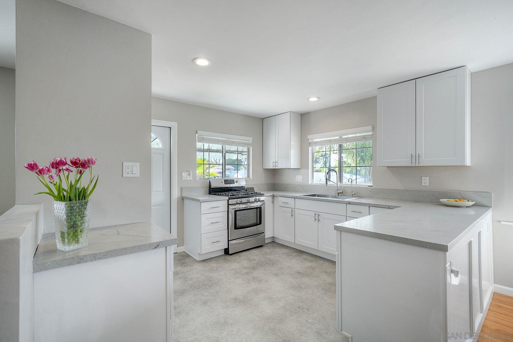 Detail Gallery Image 12 of 35 For 2698  Carlow Street, El Cajon,  CA 92020 - 3 Beds | 2 Baths