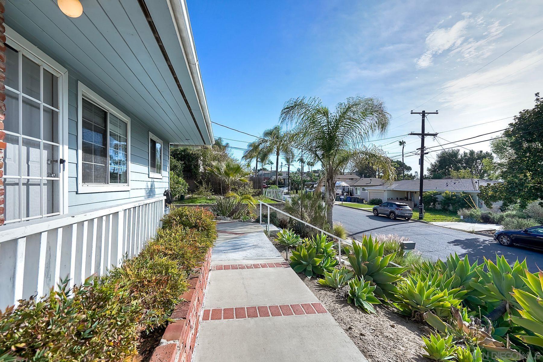 Detail Gallery Image 7 of 35 For 2698  Carlow Street, El Cajon,  CA 92020 - 3 Beds | 2 Baths