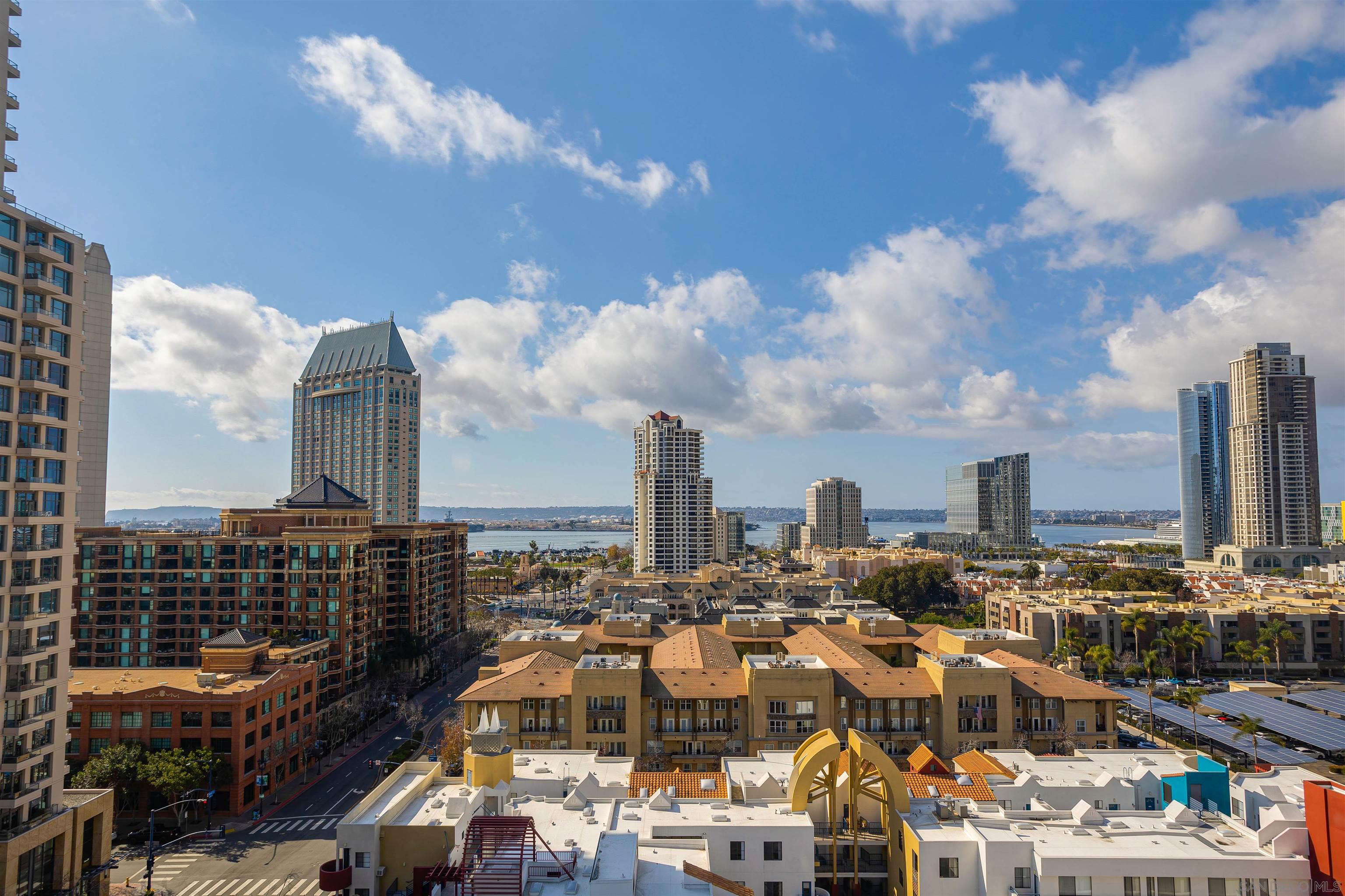 Detail Gallery Image 20 of 33 For 645  Front St  1411, San Diego,  CA 92101 - 2 Beds | 2/1 Baths