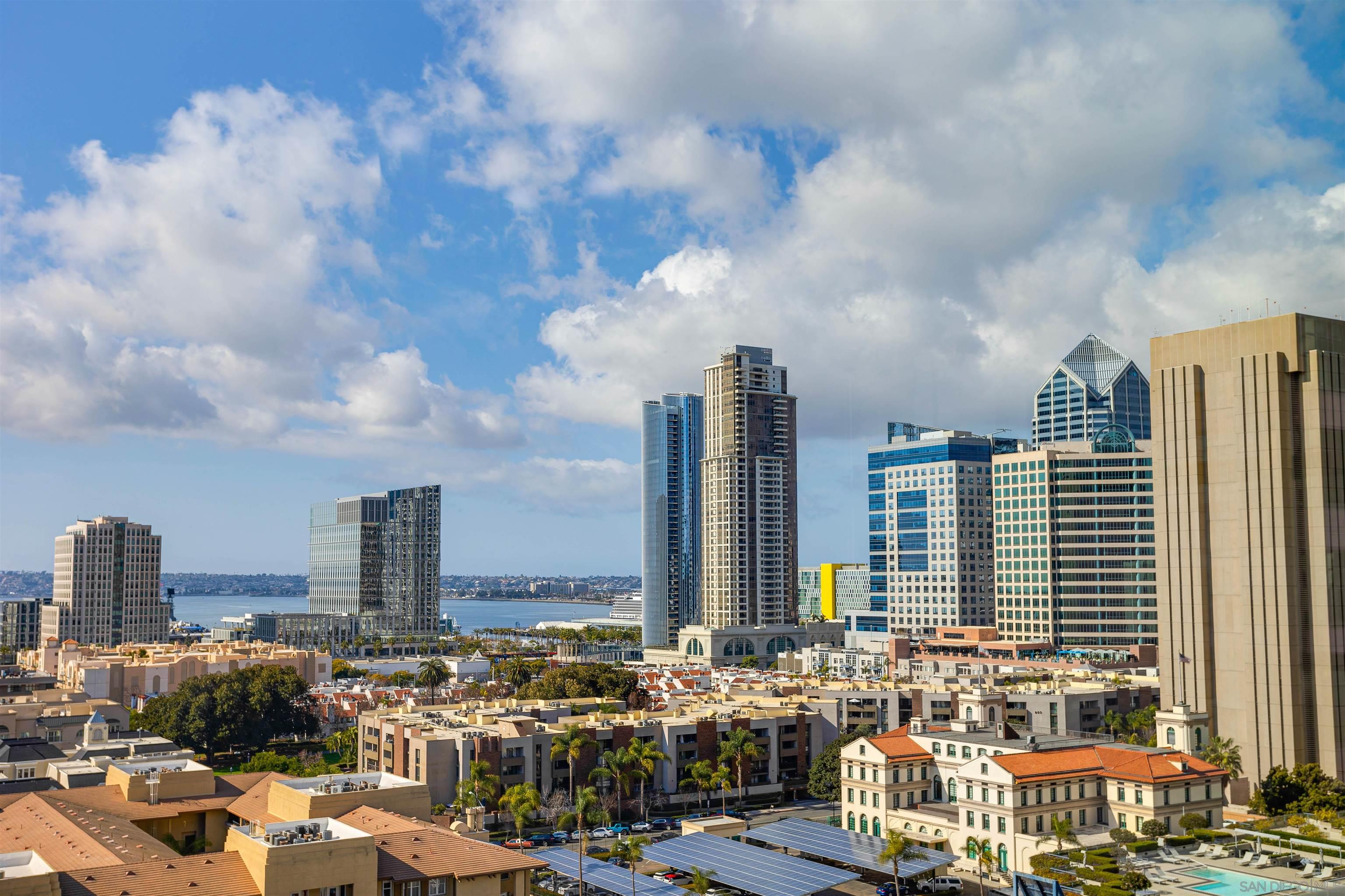 Detail Gallery Image 21 of 33 For 645  Front St  1411, San Diego,  CA 92101 - 2 Beds | 2/1 Baths