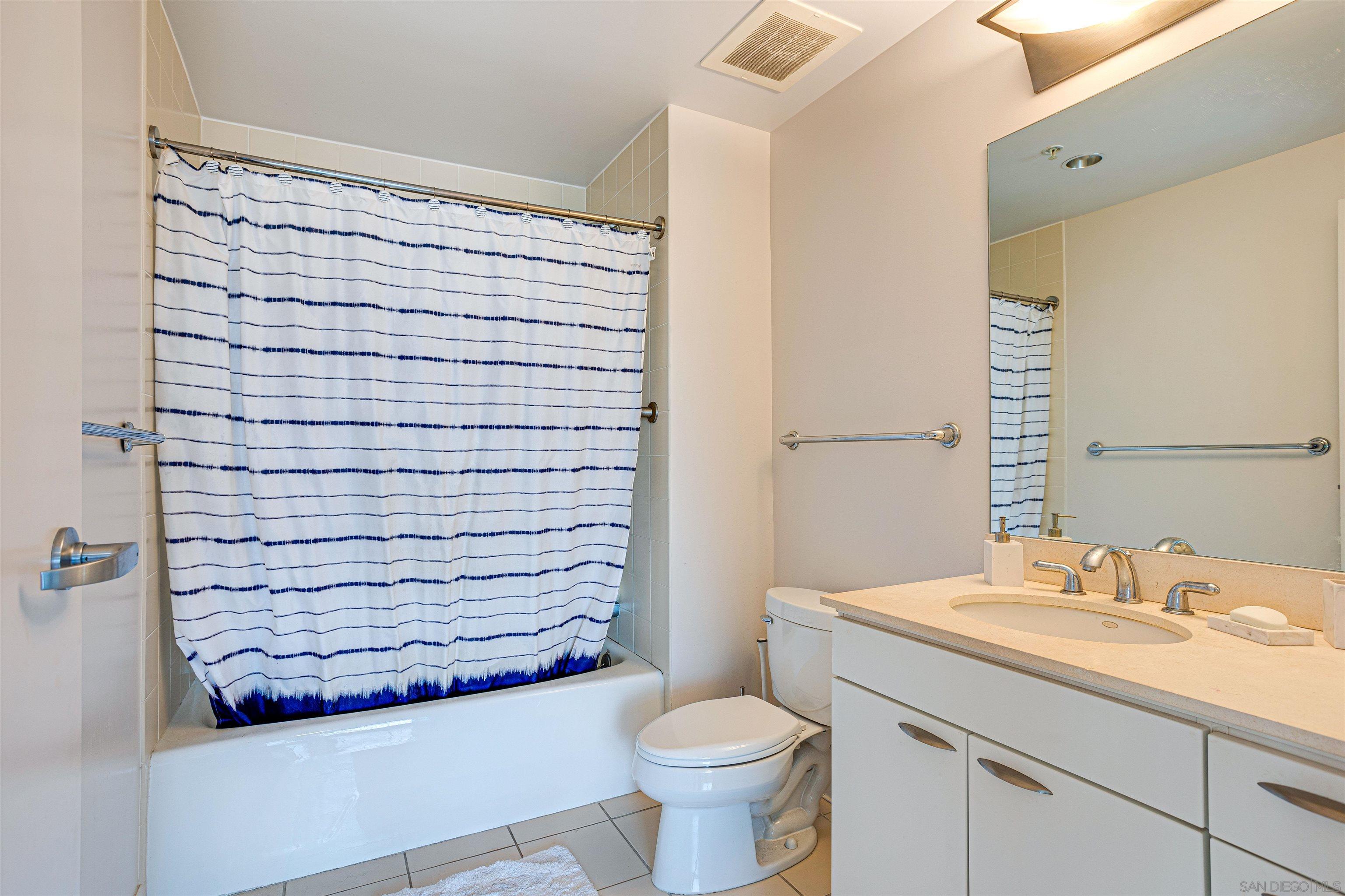 Detail Gallery Image 25 of 33 For 645  Front St  1411, San Diego,  CA 92101 - 2 Beds | 2/1 Baths