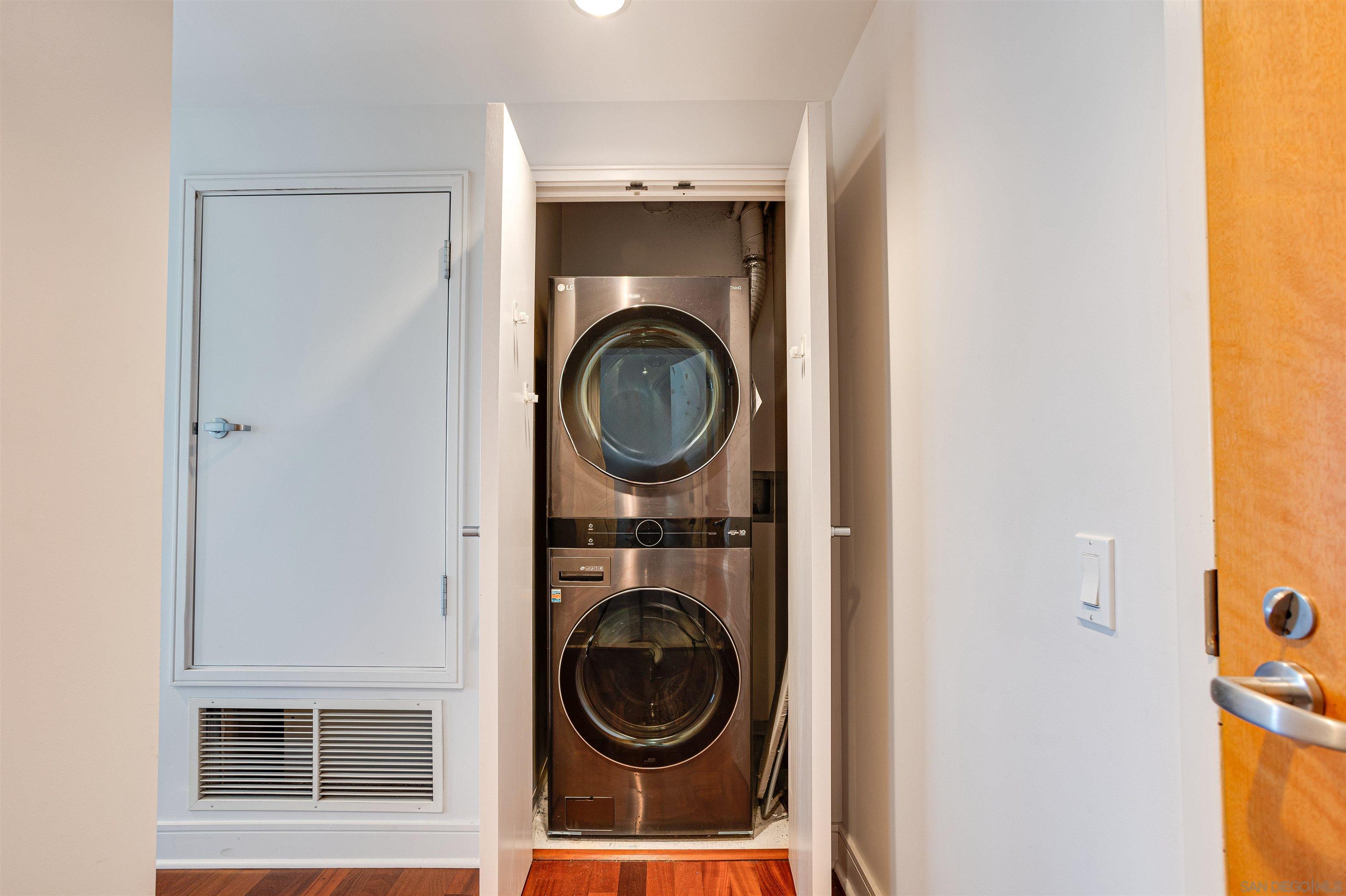 Detail Gallery Image 27 of 33 For 645  Front St  1411, San Diego,  CA 92101 - 2 Beds | 2/1 Baths