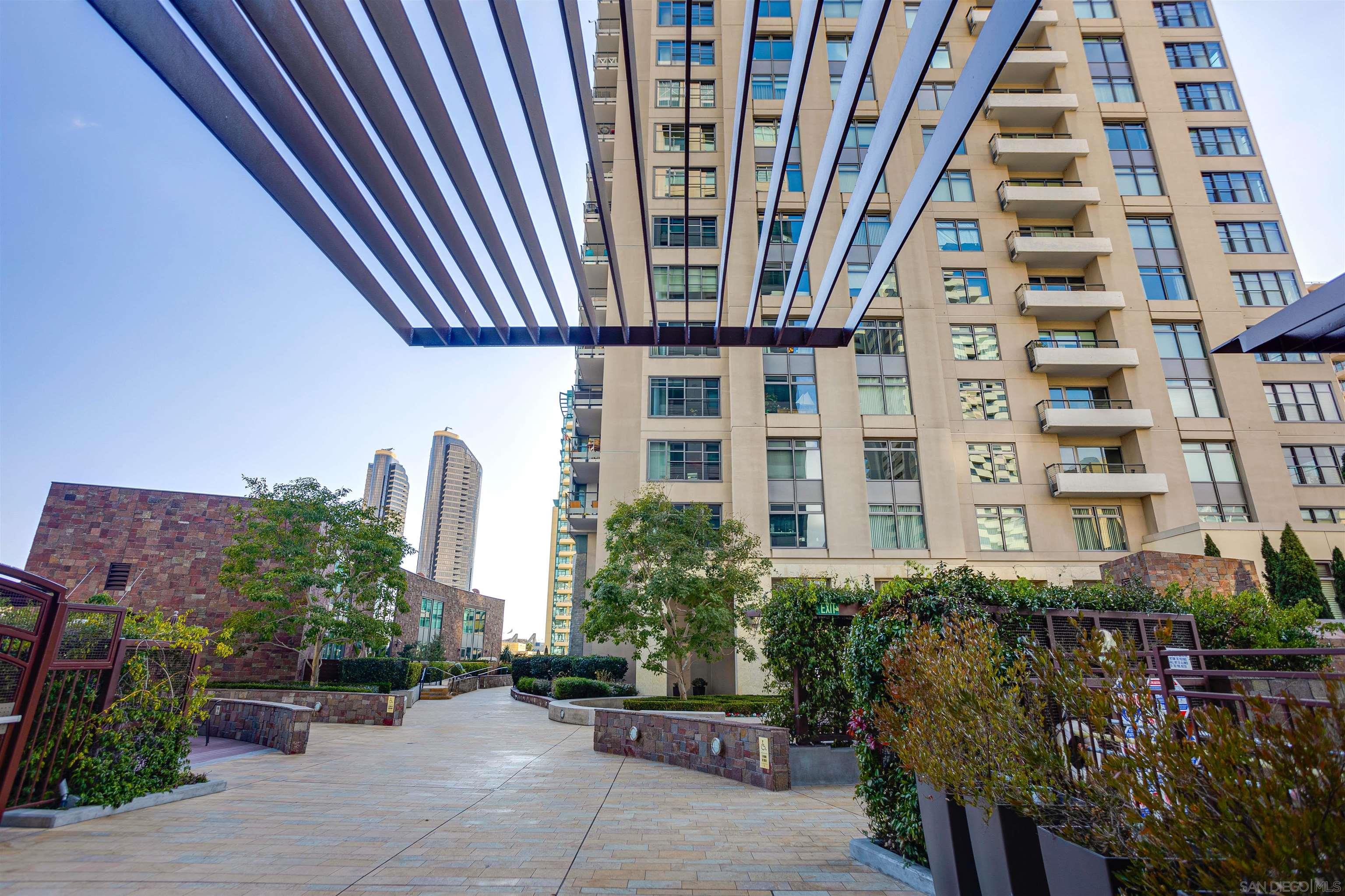 Detail Gallery Image 32 of 33 For 645  Front St  1411, San Diego,  CA 92101 - 2 Beds | 2/1 Baths