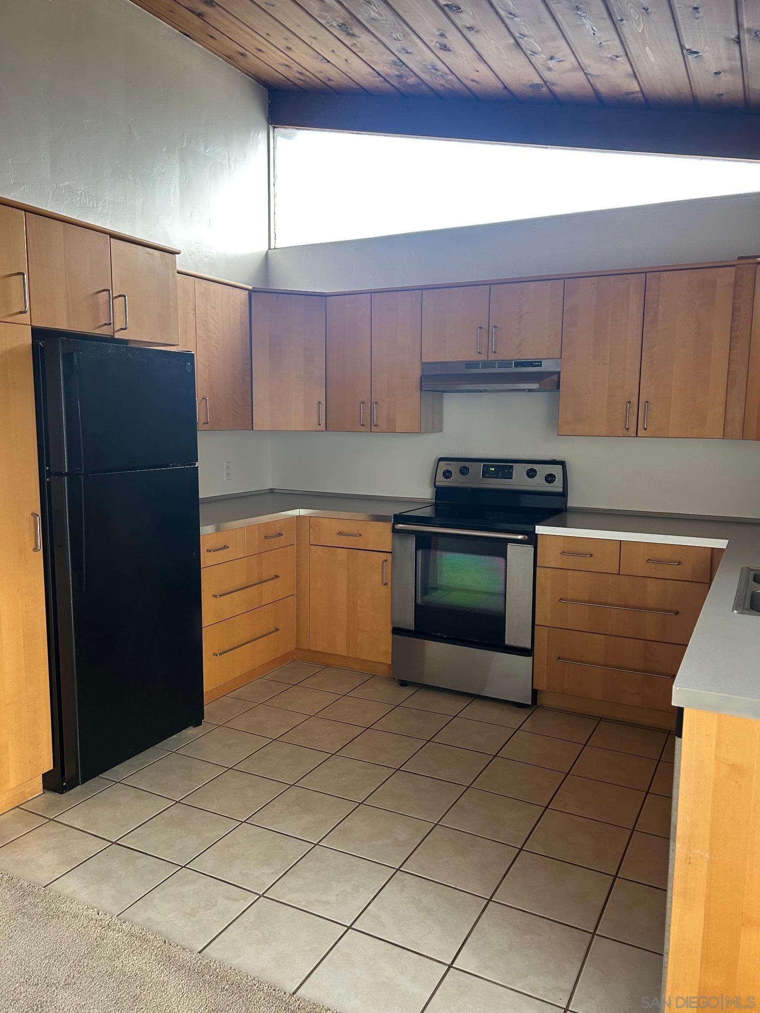 Detail Gallery Image 6 of 16 For 240 S Helix Avenue, Solana Beach,  CA 92075 - 2 Beds | 2 Baths