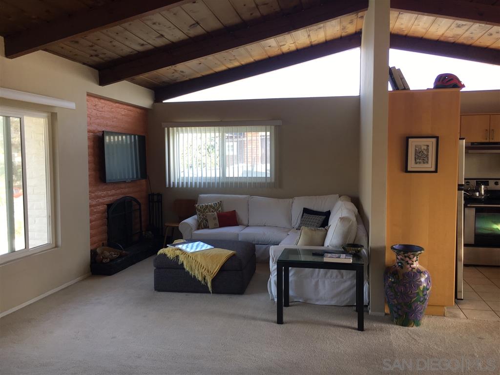 Detail Gallery Image 9 of 15 For 240 S Helix Avenue, Solana Beach,  CA 92075 - 2 Beds | 2 Baths