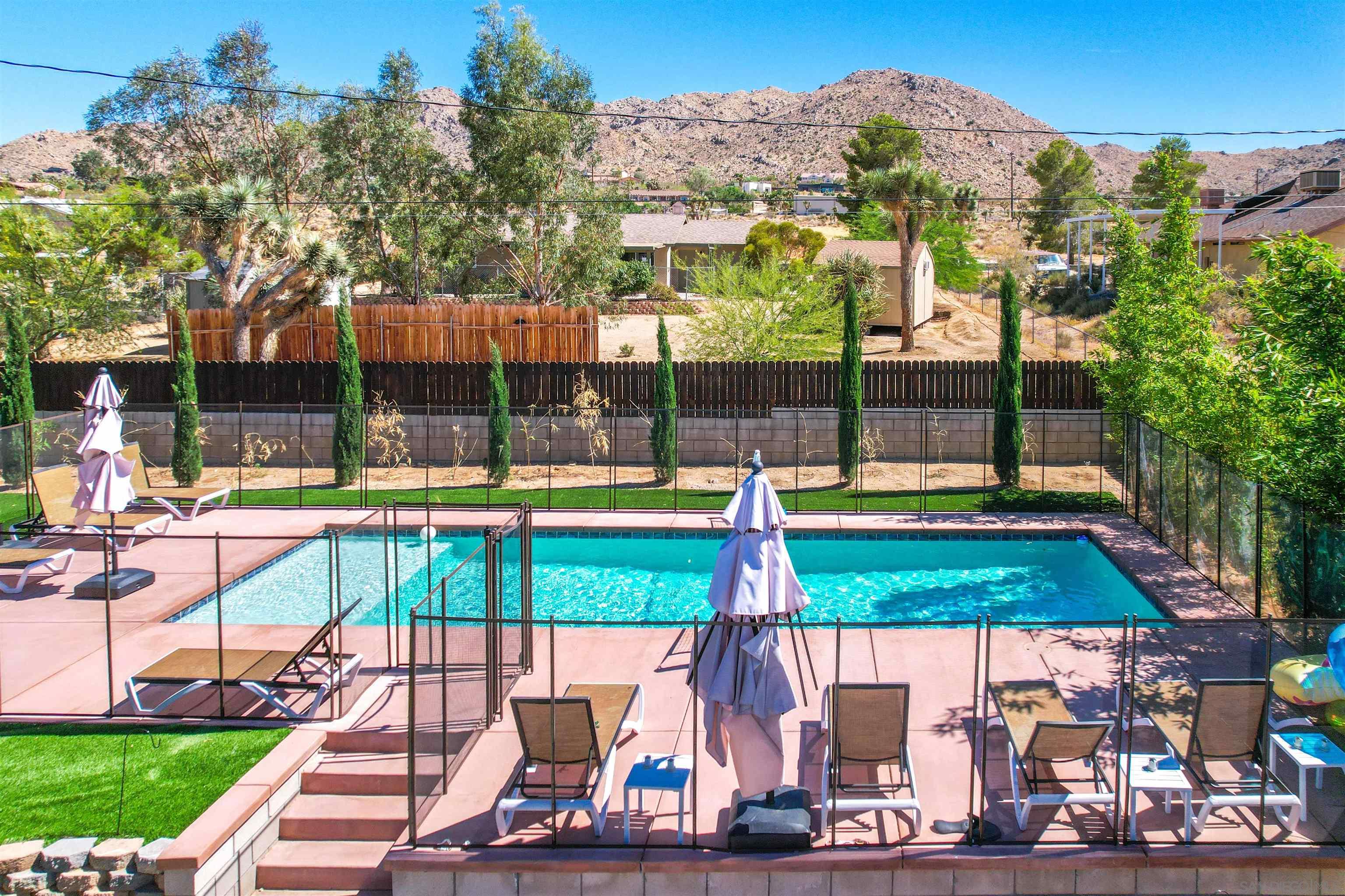 Detail Gallery Image 2 of 67 For 60291  La Mirada Trl, Joshua Tree,  CA 92252 - 4 Beds | 3 Baths