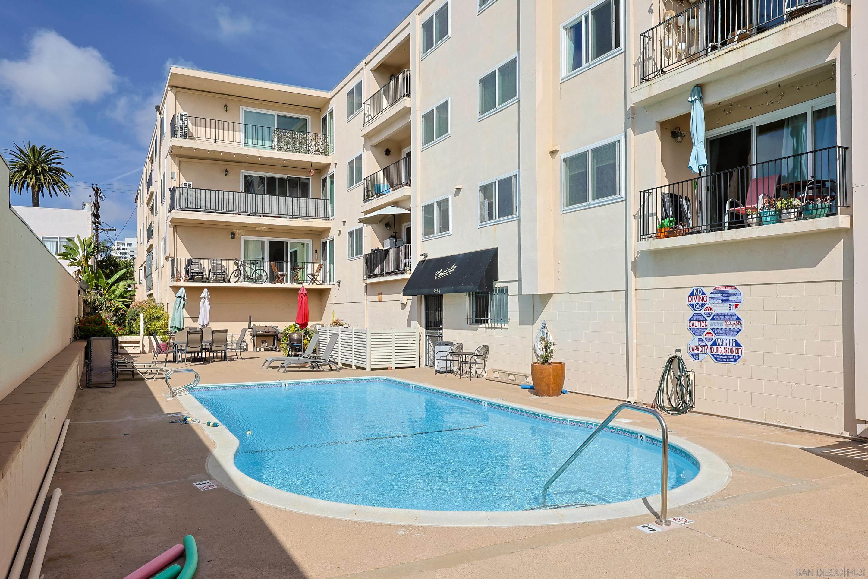 Front Image Thumbnail for SD260003712