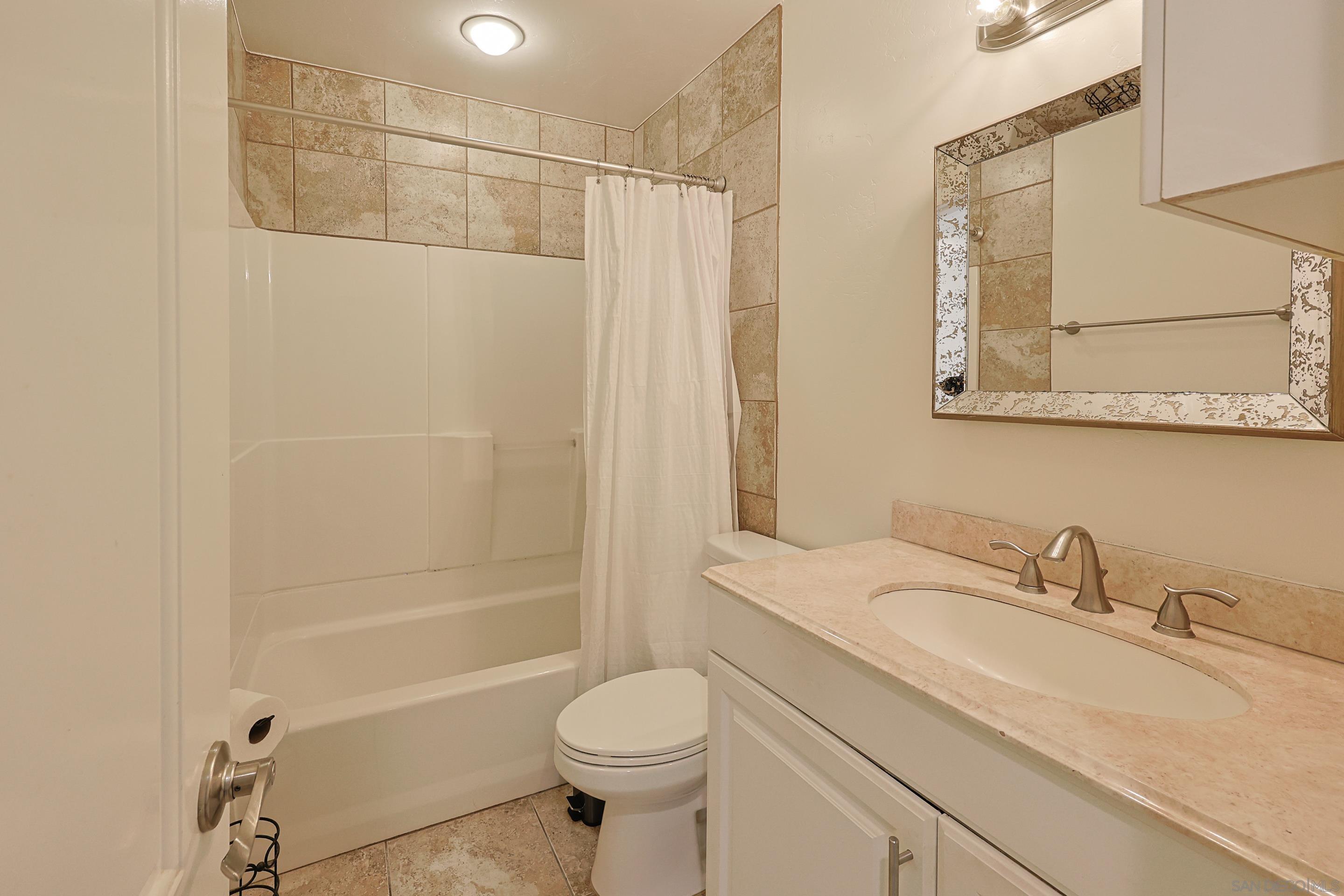 Detail Gallery Image 23 of 48 For 2nd Ave, San Diego,  CA 92101 - 2 Beds | 1 Baths