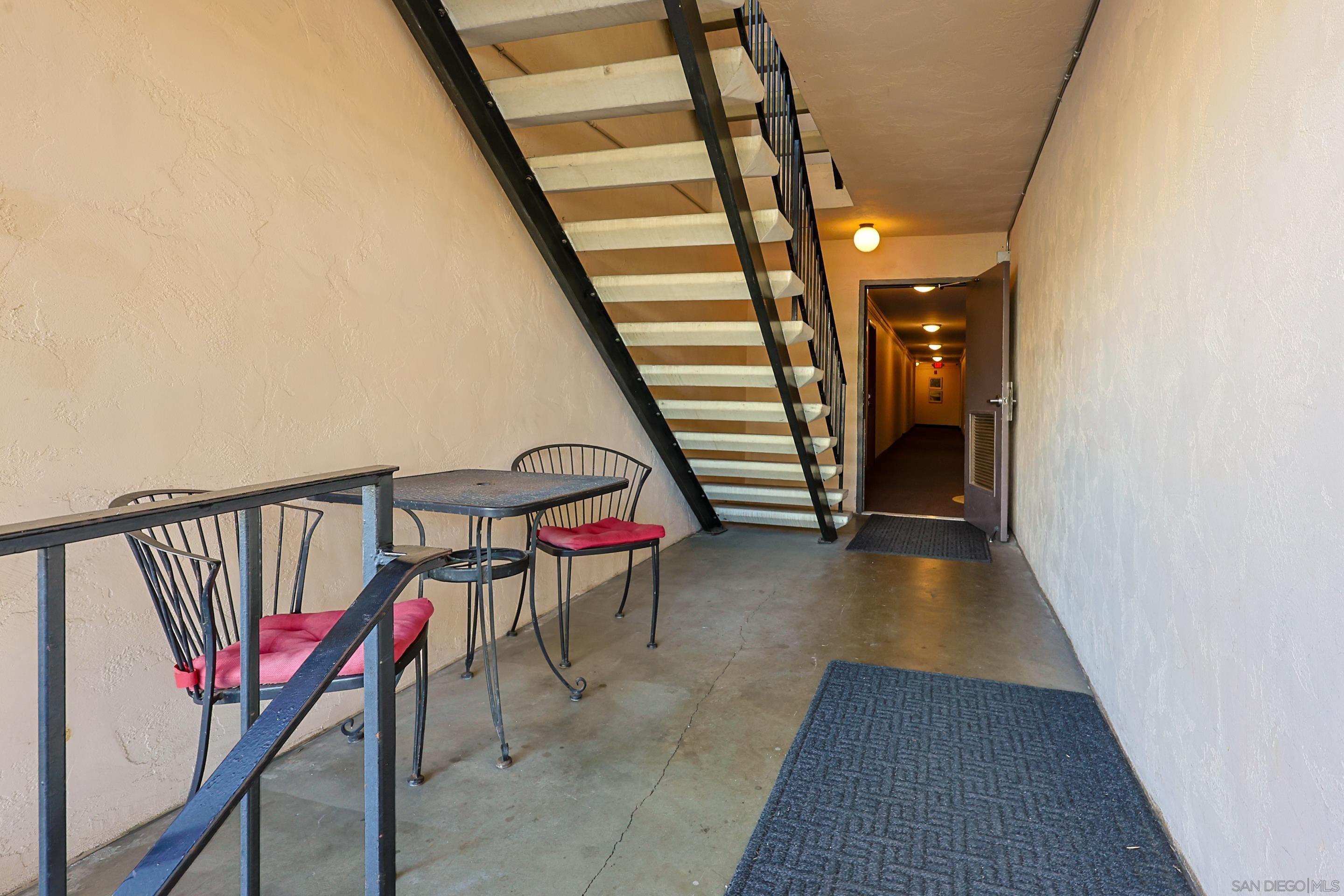 Detail Gallery Image 4 of 48 For 2nd Ave, San Diego,  CA 92101 - 2 Beds | 1 Baths