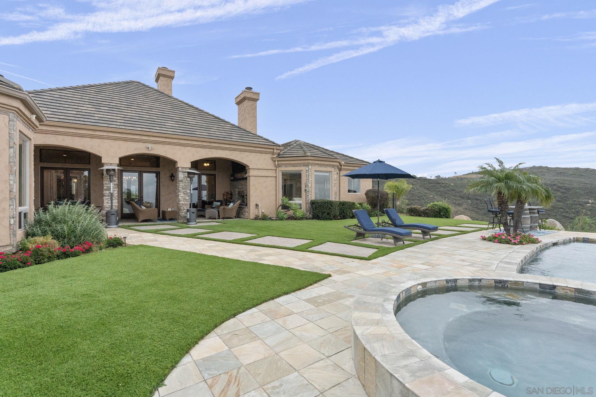 Detail Gallery Image 12 of 72 For 15480  Eastvale Rd, Poway,  CA 92064 - 5 Beds | 4/1 Baths