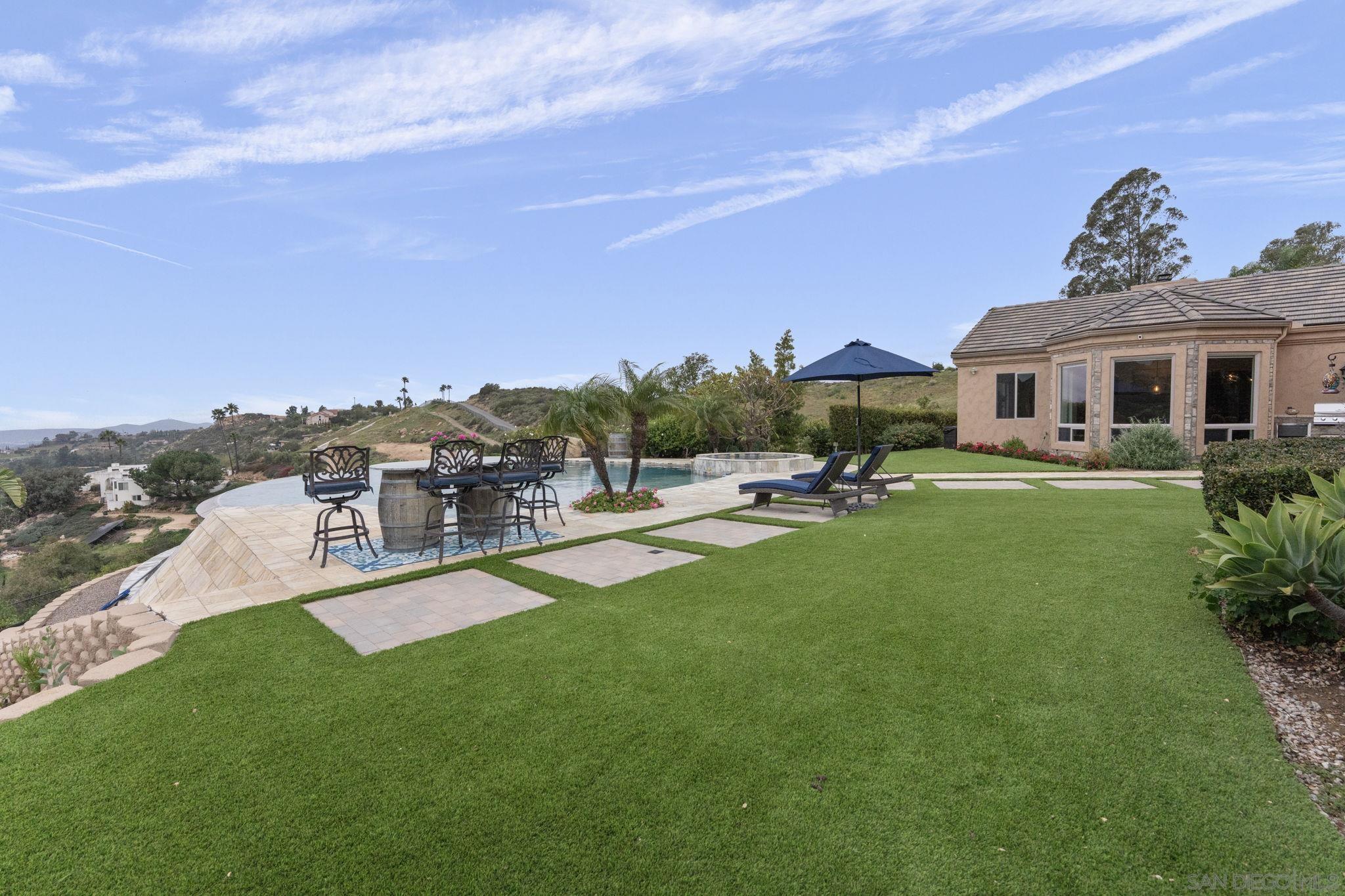 Detail Gallery Image 15 of 72 For 15480  Eastvale Rd, Poway,  CA 92064 - 5 Beds | 4/1 Baths