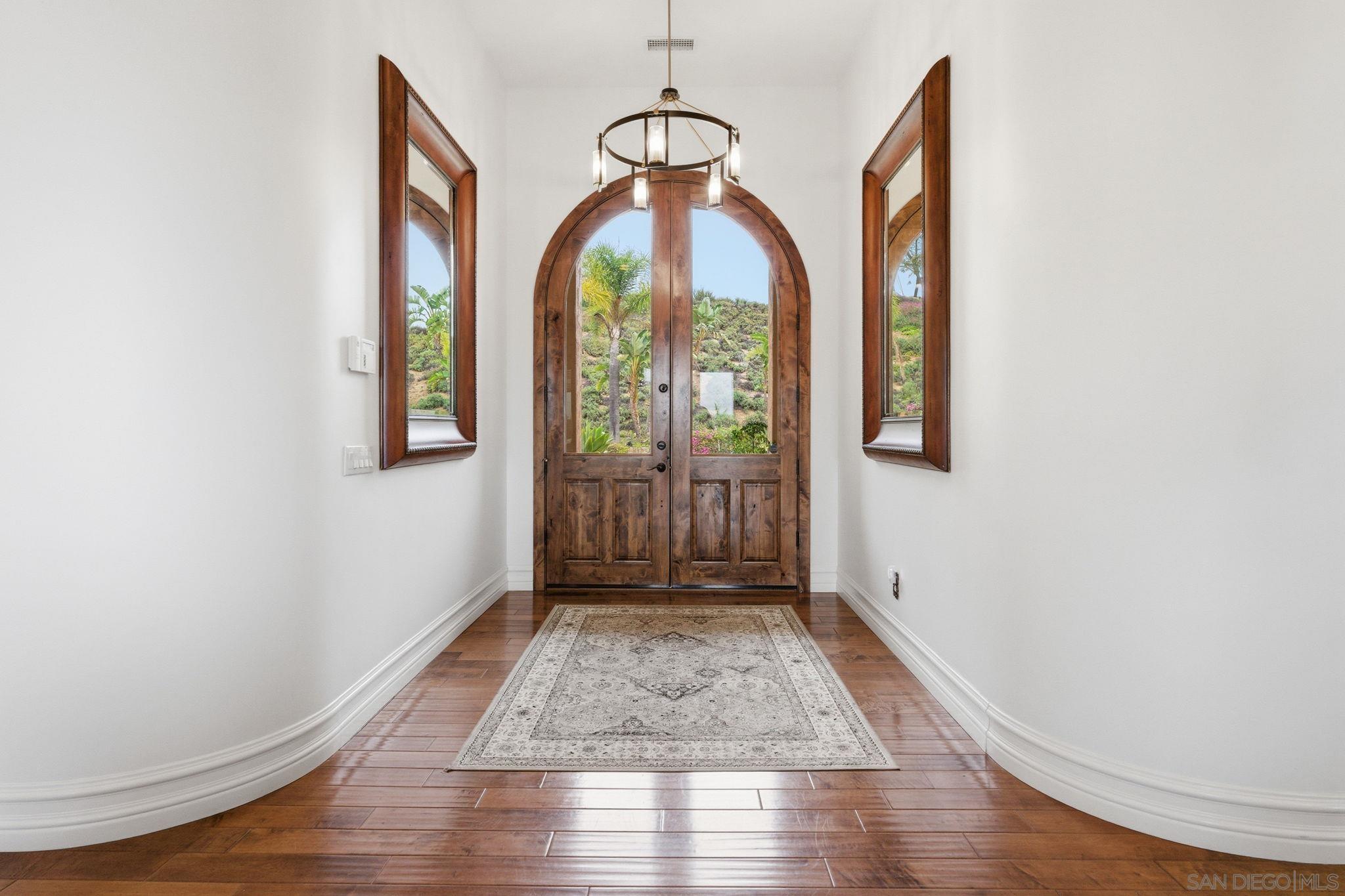 Detail Gallery Image 27 of 72 For 15480  Eastvale Rd, Poway,  CA 92064 - 5 Beds | 4/1 Baths