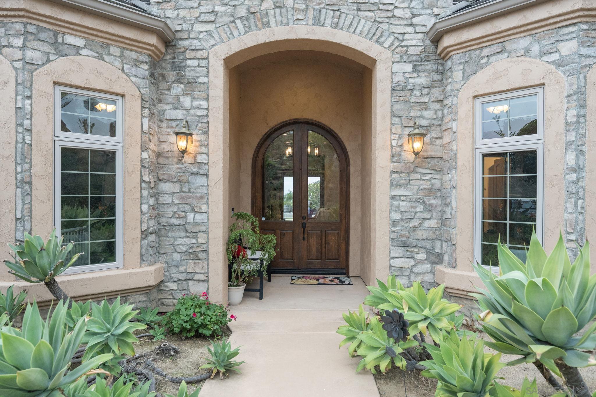 Detail Gallery Image 32 of 72 For 15480  Eastvale Rd, Poway,  CA 92064 - 5 Beds | 4/1 Baths