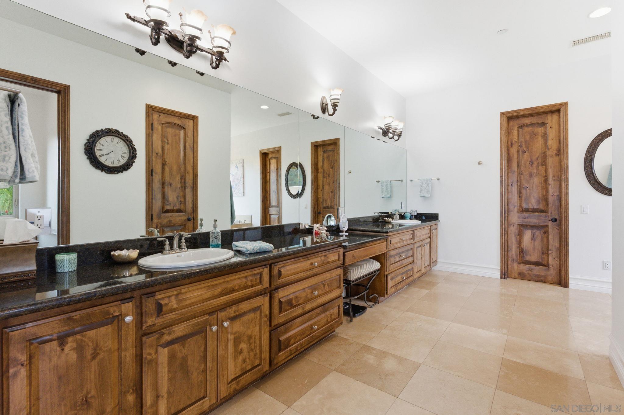 Detail Gallery Image 62 of 72 For 15480  Eastvale Rd, Poway,  CA 92064 - 5 Beds | 4/1 Baths