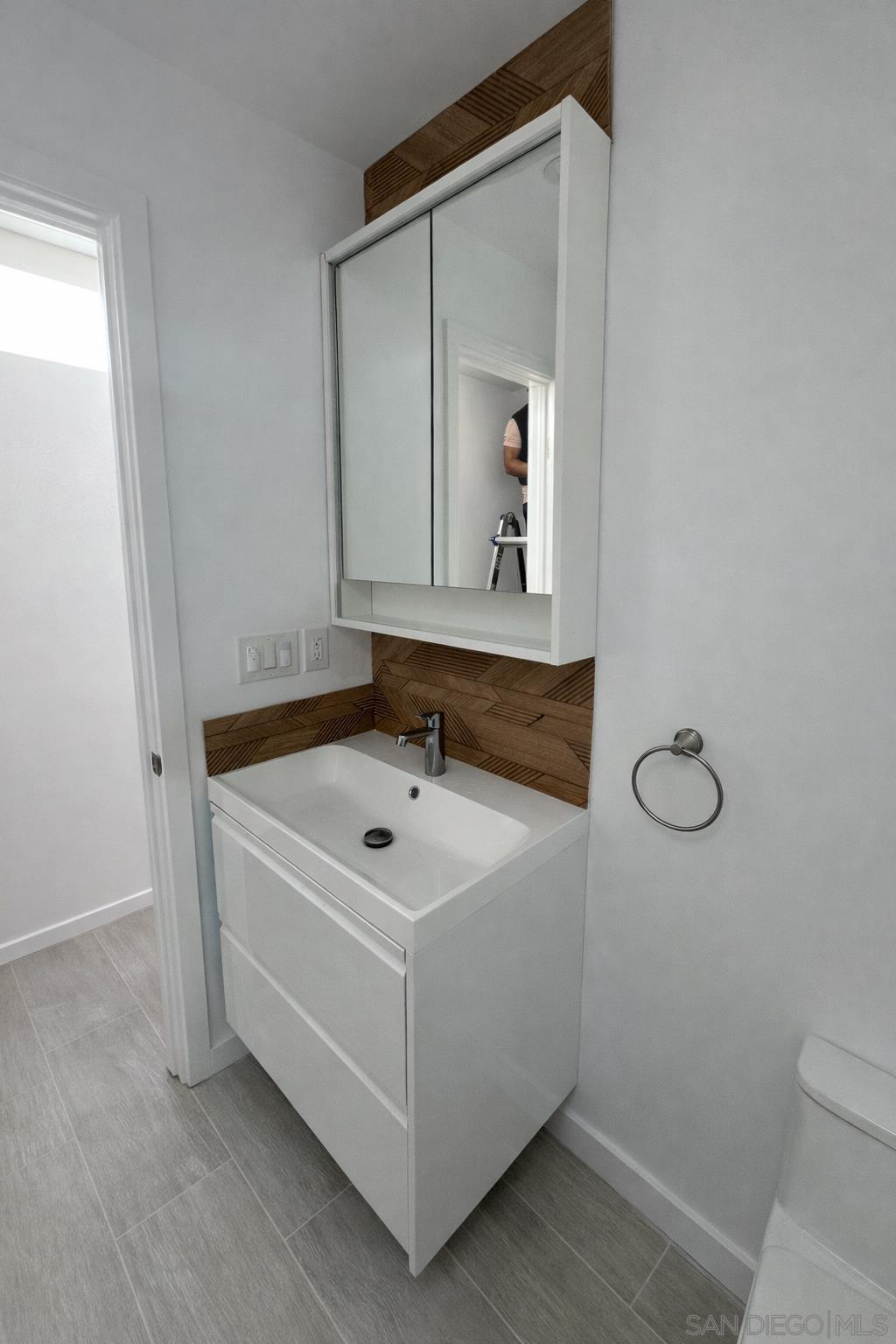 Detail Gallery Image 21 of 22 For Rosecrans St, San Diego,  CA 92106 - 1 Beds | 1 Baths