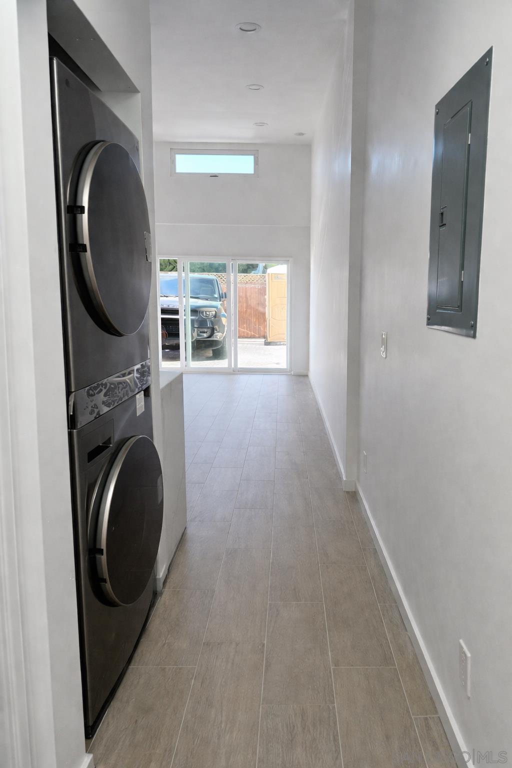 Detail Gallery Image 22 of 22 For Rosecrans St, San Diego,  CA 92106 - 1 Beds | 1 Baths