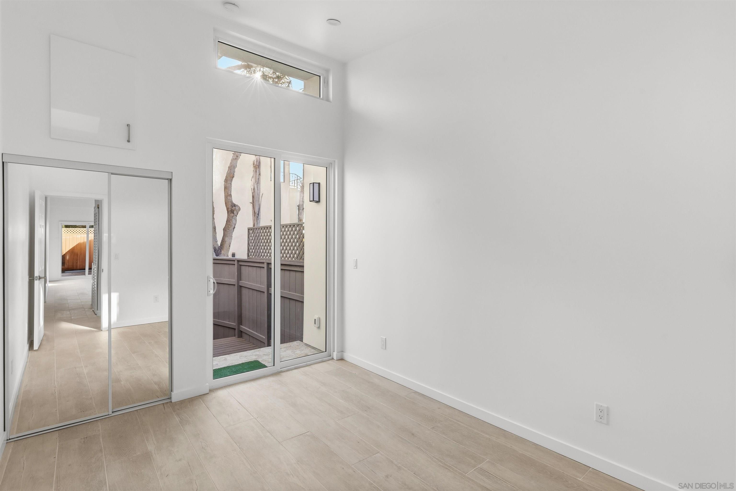 Detail Gallery Image 9 of 22 For Rosecrans St, San Diego,  CA 92106 - 1 Beds | 1 Baths