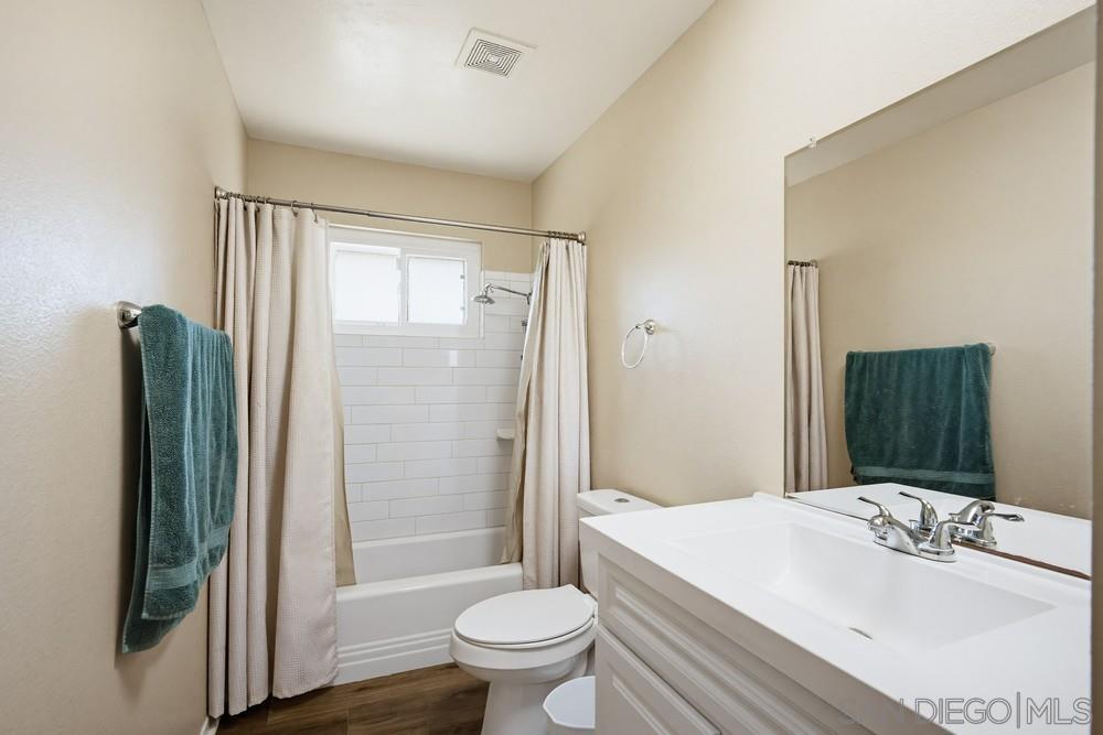 Detail Gallery Image 12 of 35 For 26647  Oakmont Drive, Sun City,  CA 92586 - 2 Beds | 1 Baths