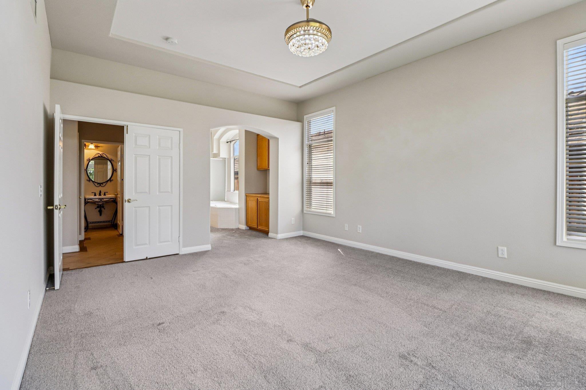 Detail Gallery Image 13 of 56 For 937  Paseo La Cresta, Chula Vista,  CA 91910 - 3 Beds | 3/1 Baths