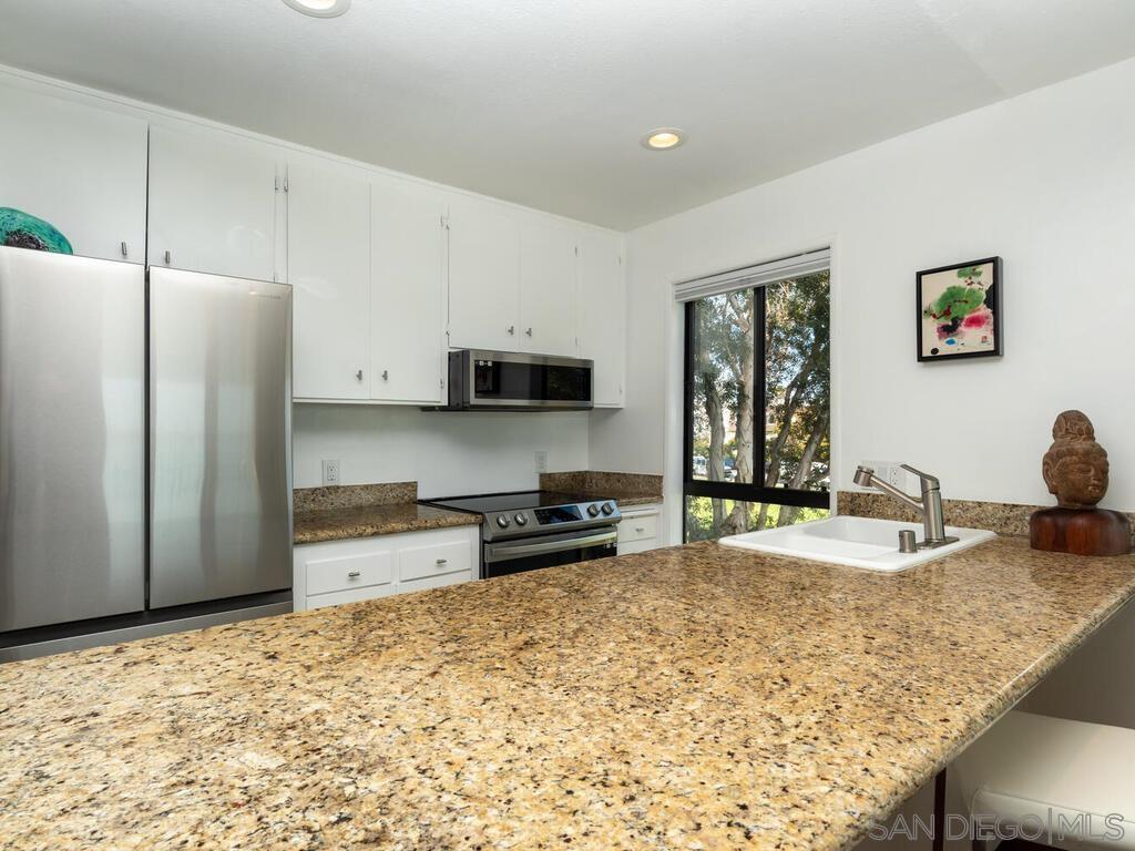 Detail Gallery Image 18 of 34 For 1251  Parker Pl  2n,  San Diego,  CA 92109 - 1 Beds | 1 Baths