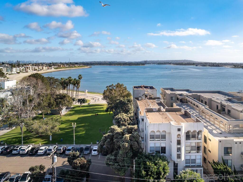 Detail Gallery Image 30 of 34 For 1251  Parker Pl  2n,  San Diego,  CA 92109 - 1 Beds | 1 Baths