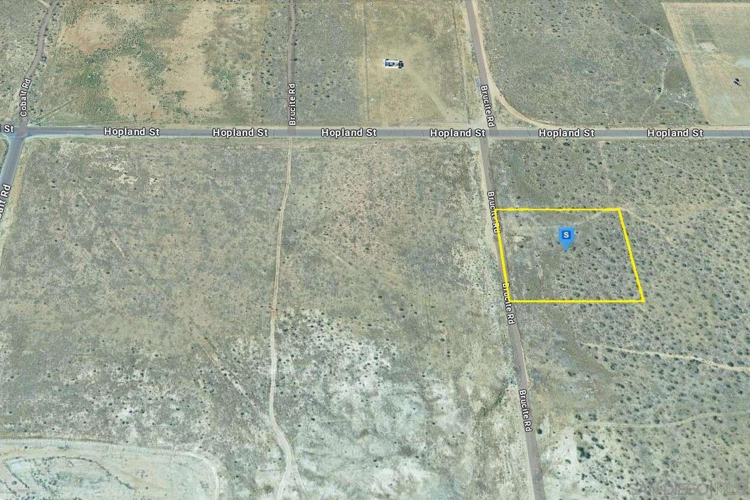 Detail Gallery Image 8 of 16 For , Victorville,  CA 92394 - – Beds | – Baths