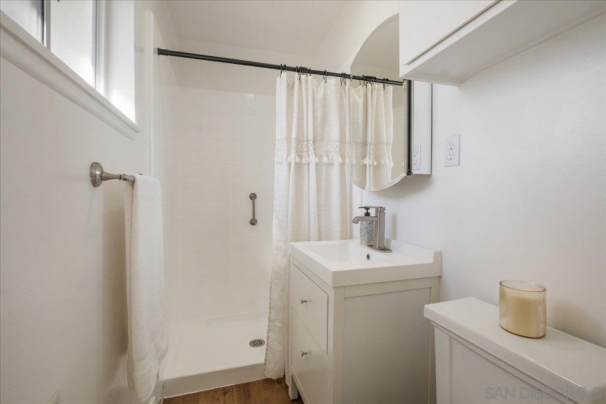 Detail Gallery Image 17 of 32 For 2705  Kobe Dr, San Diego,  CA 92123 - 4 Beds | 2 Baths