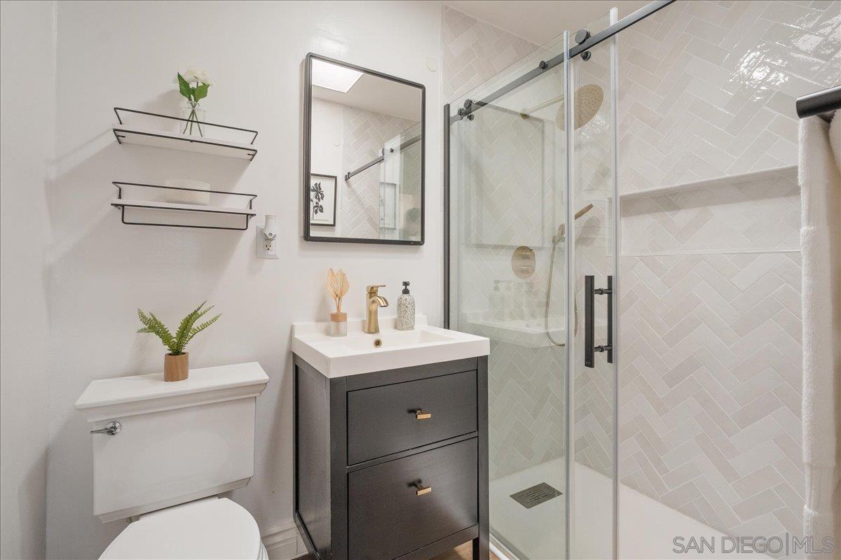 Detail Gallery Image 21 of 32 For 2705  Kobe Dr, San Diego,  CA 92123 - 4 Beds | 2 Baths