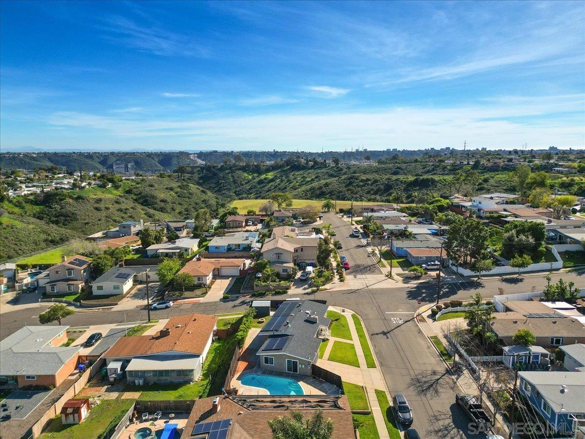 Detail Gallery Image 28 of 32 For 2705  Kobe Dr, San Diego,  CA 92123 - 4 Beds | 2 Baths