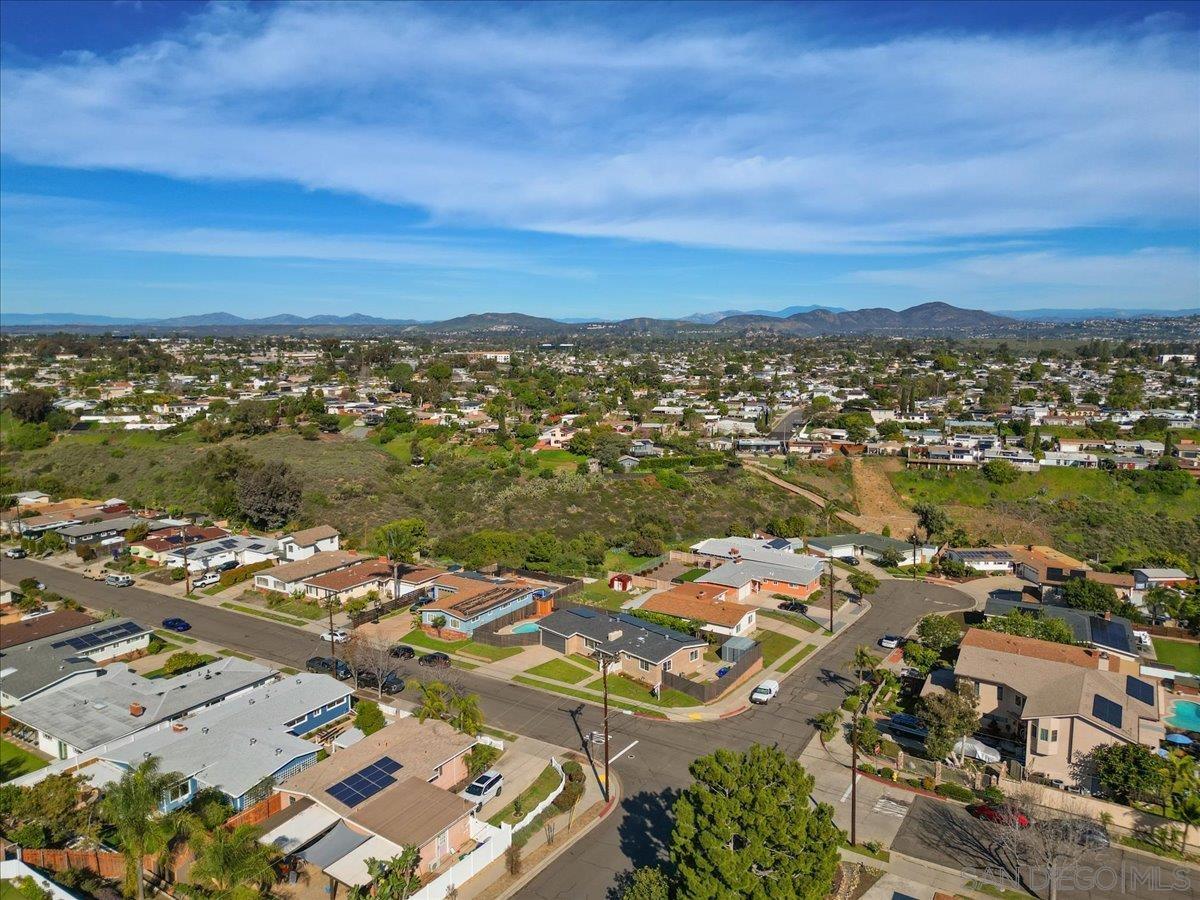 Detail Gallery Image 30 of 32 For 2705  Kobe Dr, San Diego,  CA 92123 - 4 Beds | 2 Baths