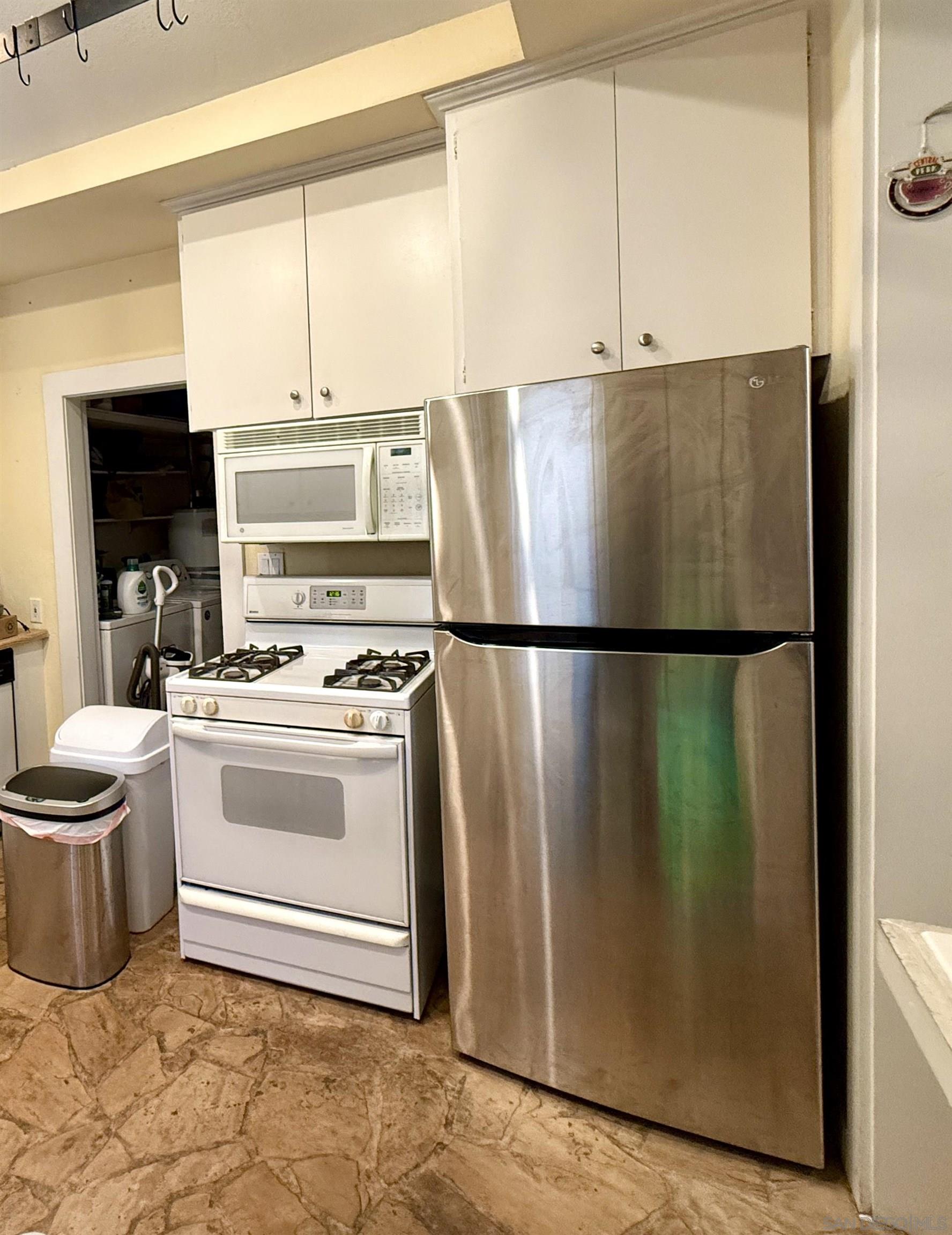 Detail Gallery Image 11 of 13 For 2315  Berry St, Lemon Grove,  CA 91945 - – Beds | – Baths