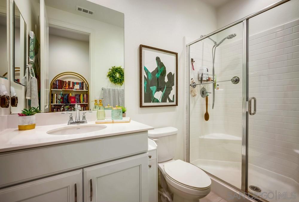 Detail Gallery Image 13 of 58 For 35828  Blue Breton Dr, Fallbrook,  CA 92028 - 4 Beds | 3/1 Baths