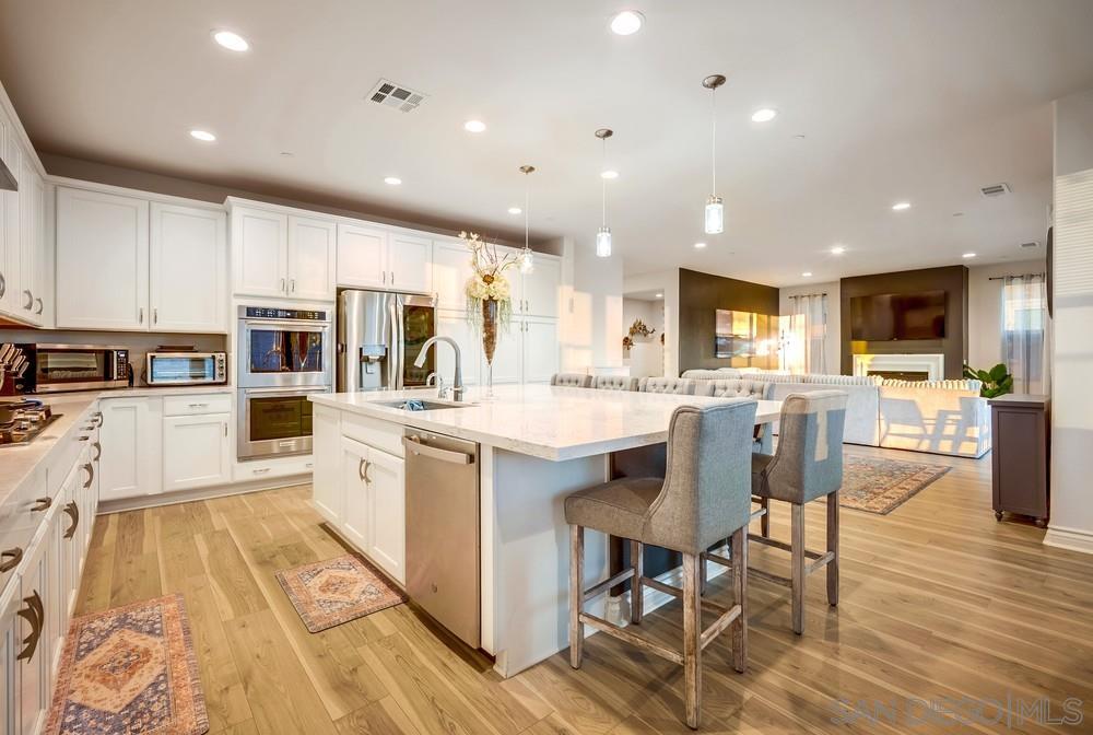 Detail Gallery Image 9 of 58 For 35828  Blue Breton Dr, Fallbrook,  CA 92028 - 4 Beds | 3/1 Baths