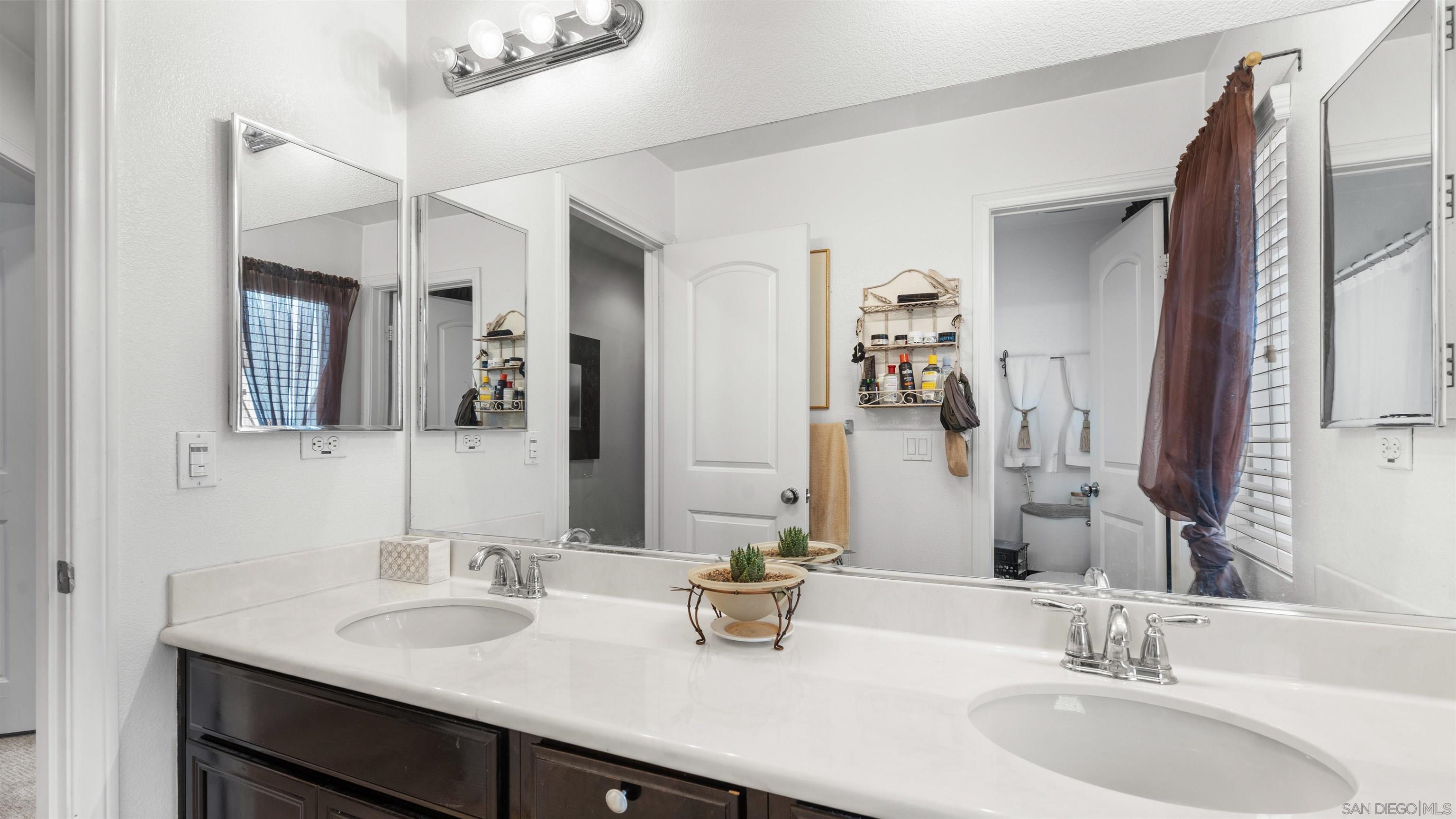 Detail Gallery Image 31 of 45 For 1613  Jones St, Chula Vista,  CA 91913 - 4 Beds | 2/1 Baths