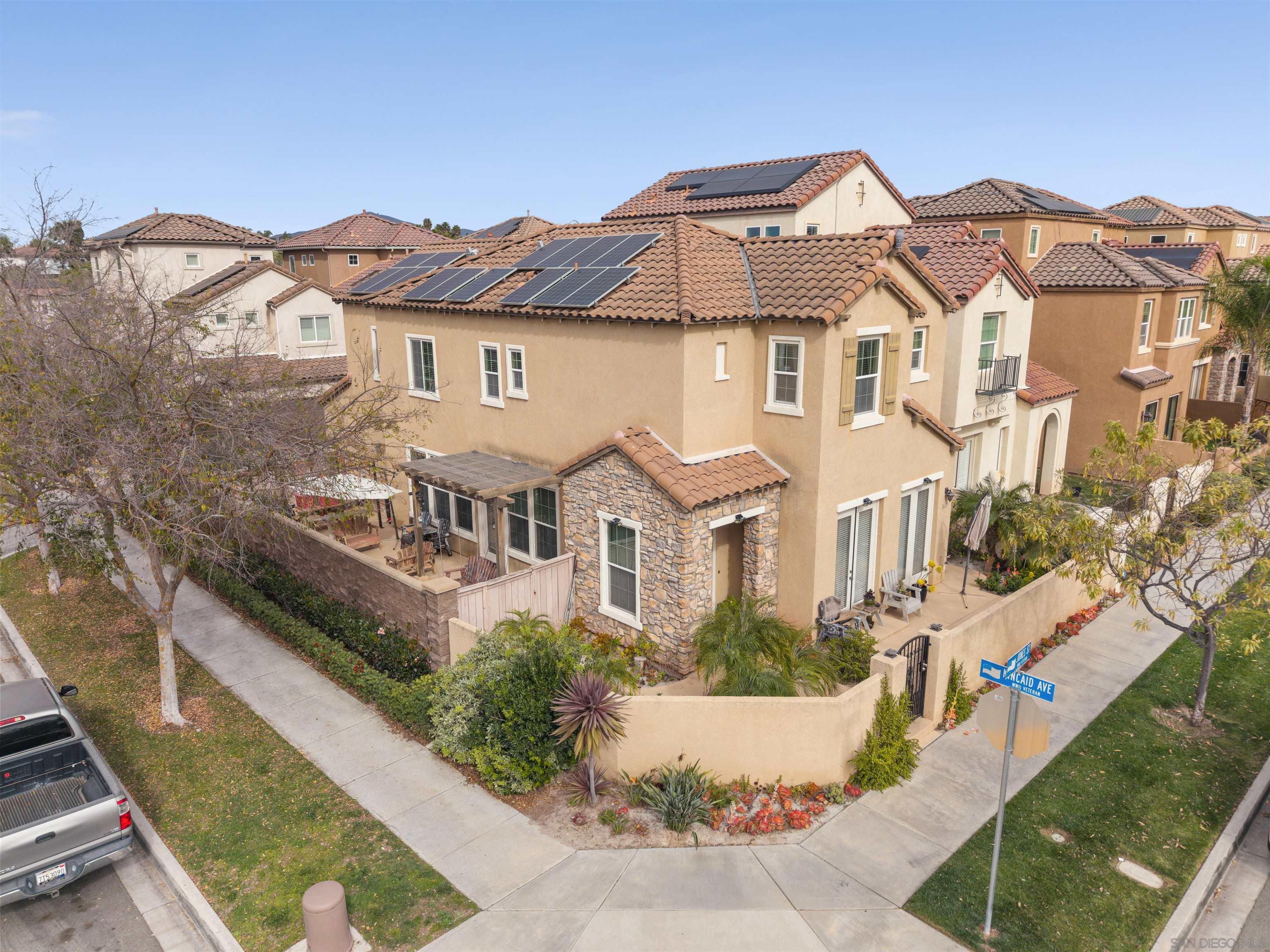 Detail Gallery Image 39 of 45 For 1613  Jones St, Chula Vista,  CA 91913 - 4 Beds | 2/1 Baths