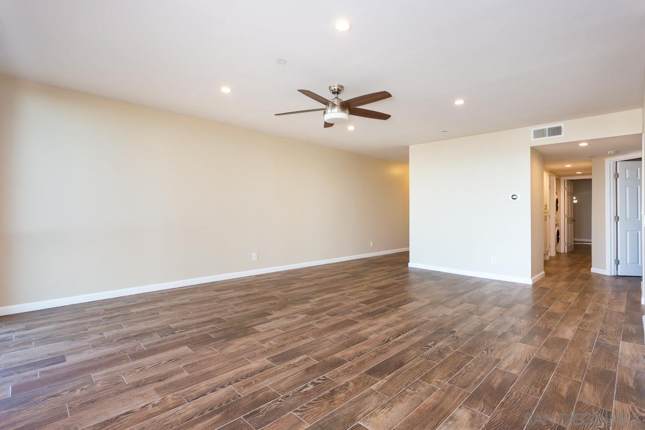 Detail Gallery Image 13 of 32 For 2414  Front Street  13, San Diego,  CA 92101 - 2 Beds | 2 Baths