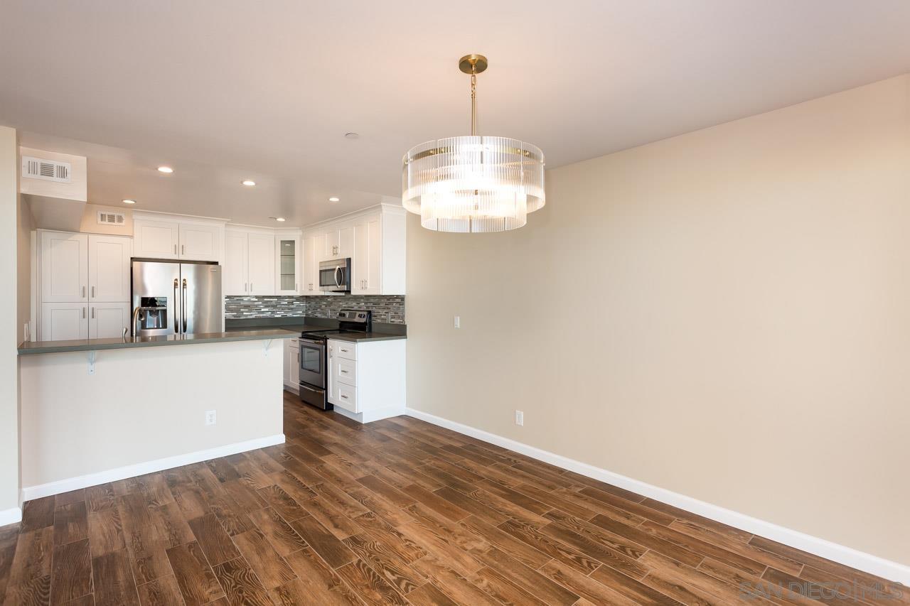 Detail Gallery Image 15 of 32 For 2414  Front Street  13, San Diego,  CA 92101 - 2 Beds | 2 Baths