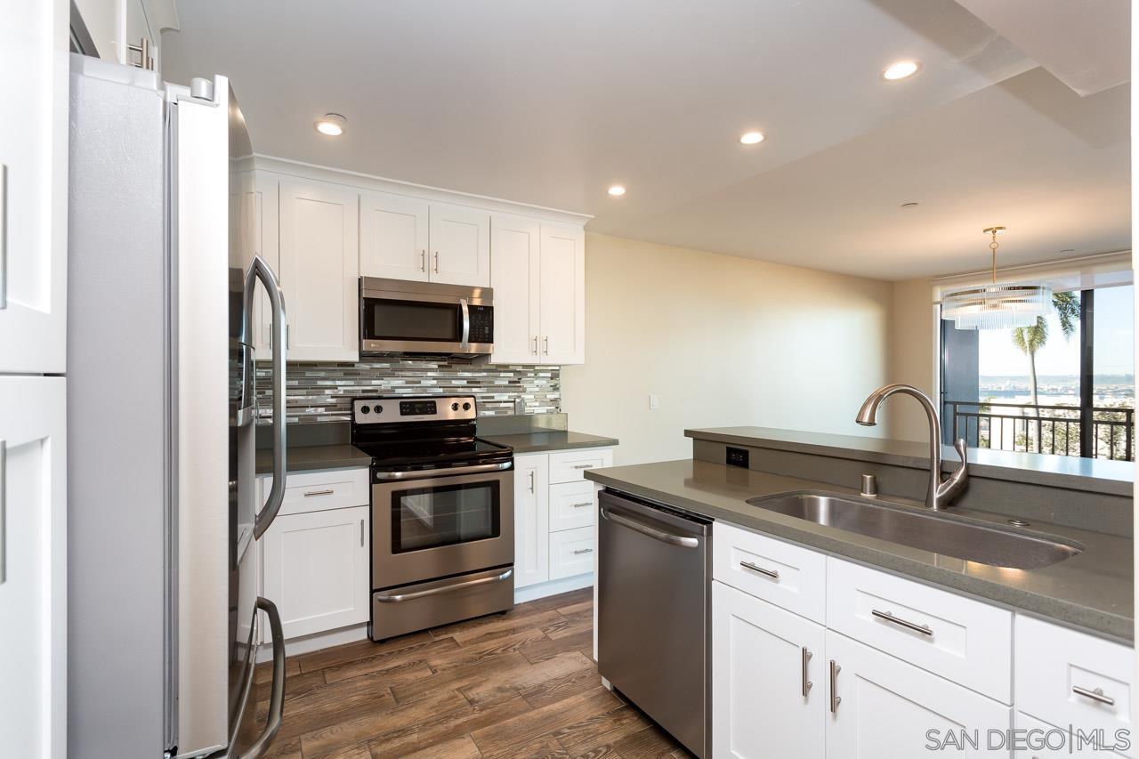 Detail Gallery Image 21 of 32 For 2414  Front Street  13, San Diego,  CA 92101 - 2 Beds | 2 Baths