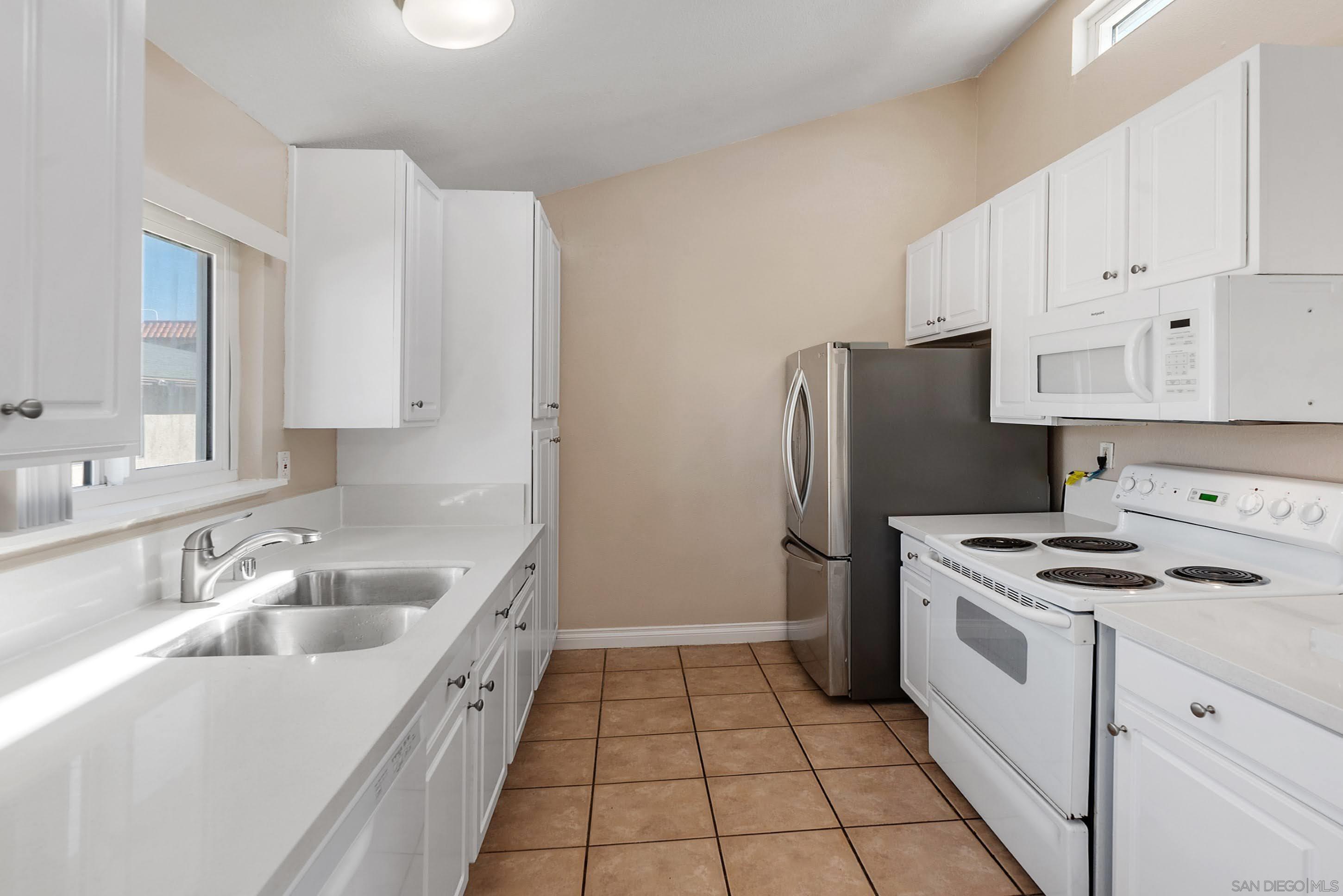 Detail Gallery Image 10 of 30 For 732 E Lexington  #19,  El Cajon,  CA 92020 - 2 Beds | 1 Baths