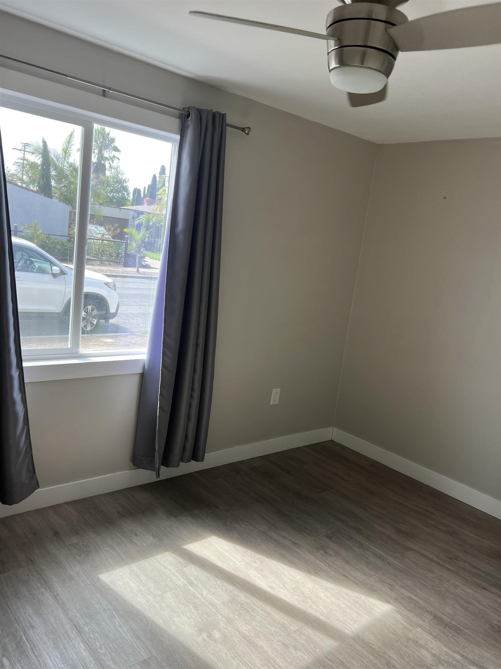 Detail Gallery Image 9 of 18 For 3822  Conrad Ave, San Diego,  CA 92117 - 4 Beds | 2 Baths