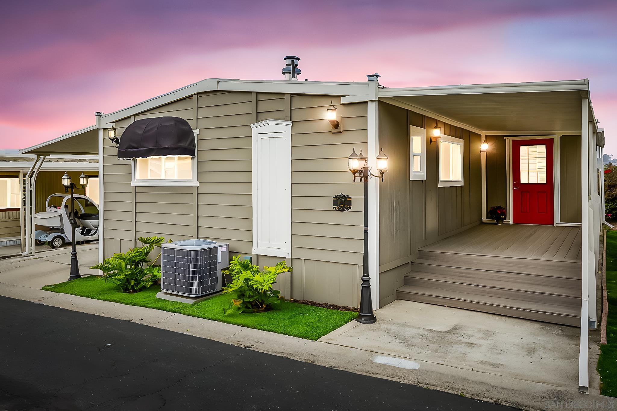 Front Image Thumbnail for SD260003743