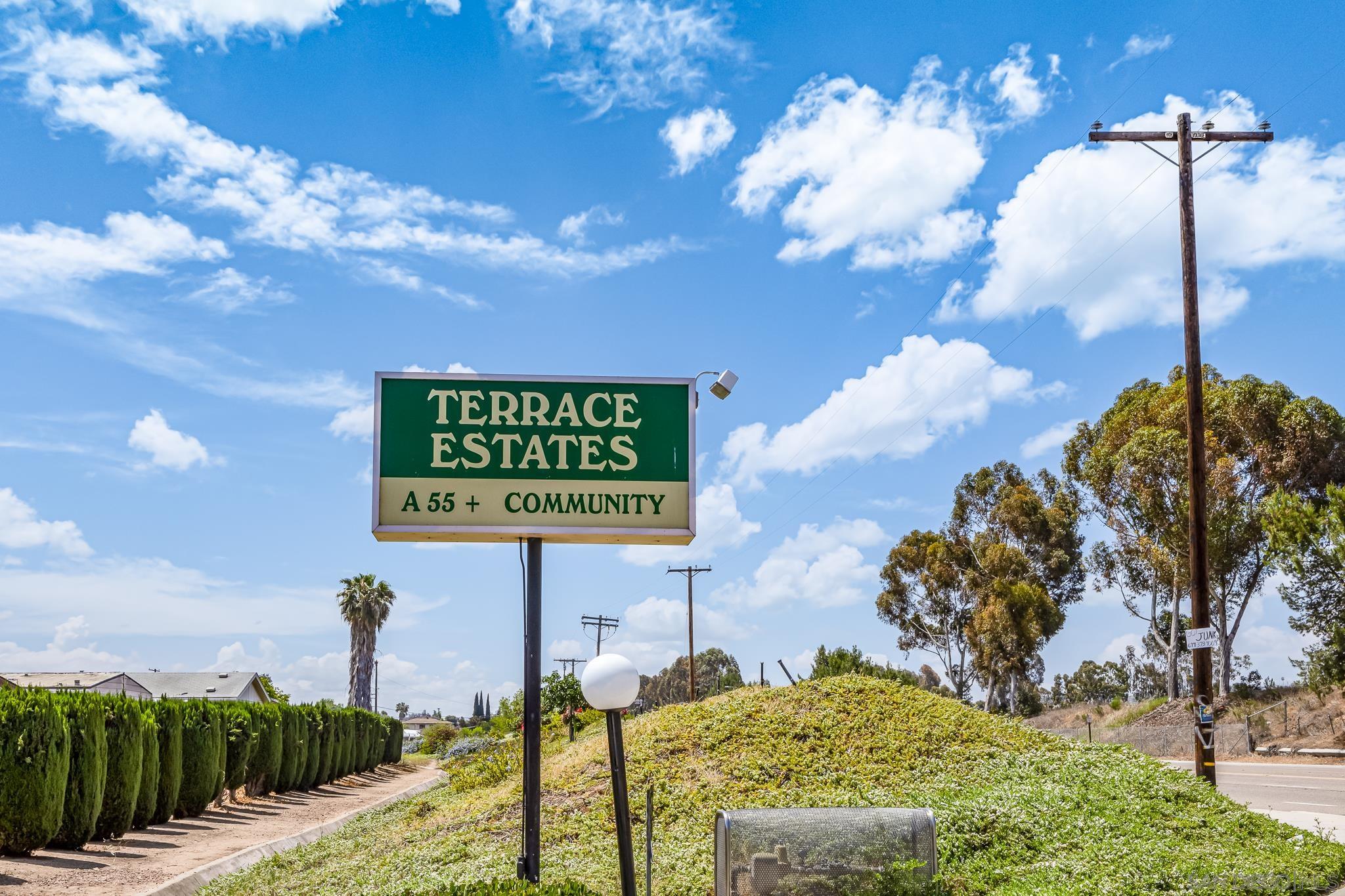 Detail Gallery Image 32 of 44 For 1815  Sweetwater Rd  #SPC 121,  Spring Valley,  CA 91977 - 2 Beds | 2 Baths