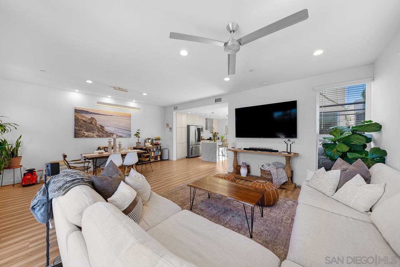 Detail Gallery Image 11 of 47 For 1166  Holly  3, Imperial Beach,  CA 91932 - 4 Beds | 2/1 Baths