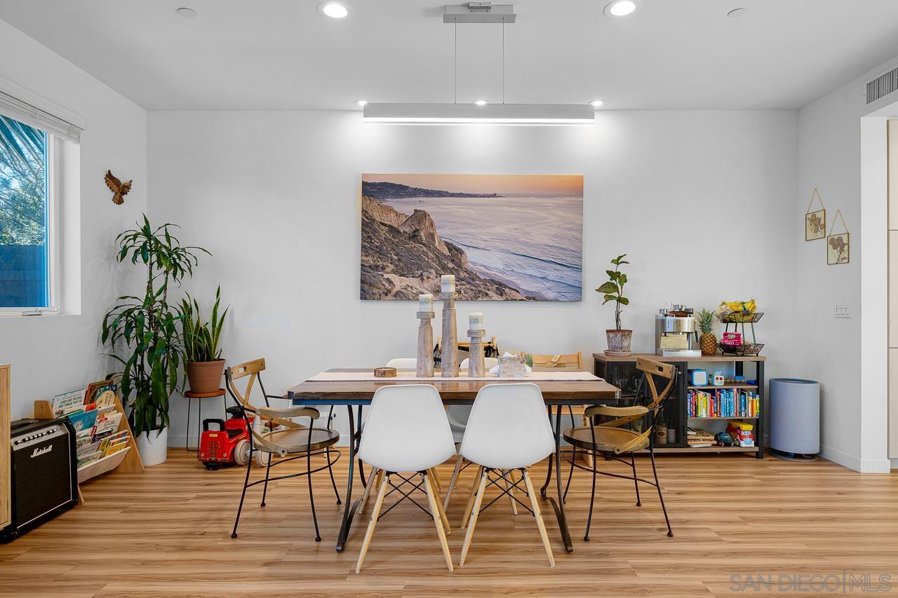 Detail Gallery Image 14 of 47 For 1166  Holly  3, Imperial Beach,  CA 91932 - 4 Beds | 2/1 Baths