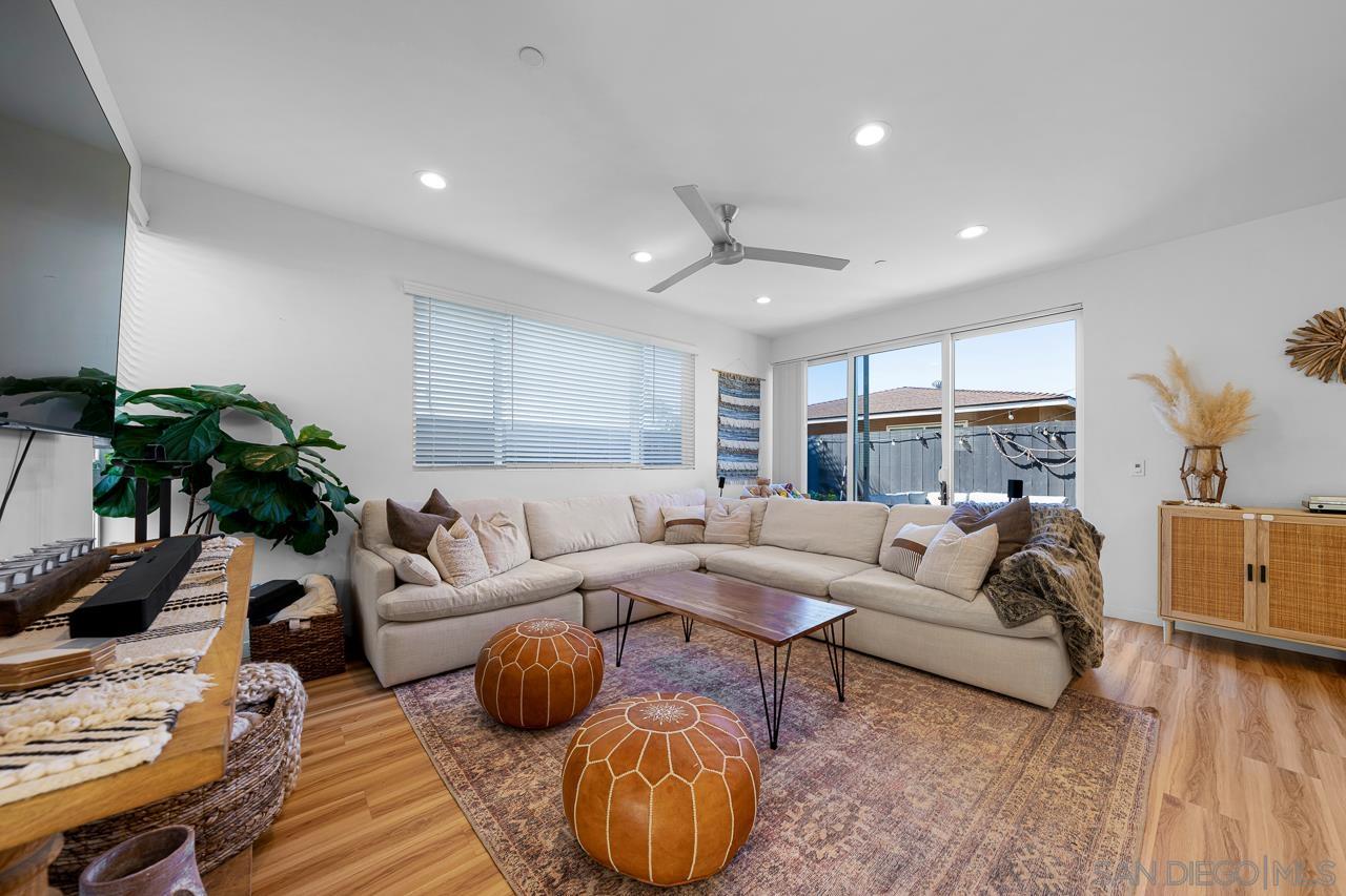 Detail Gallery Image 15 of 47 For 1166  Holly  3, Imperial Beach,  CA 91932 - 4 Beds | 2/1 Baths