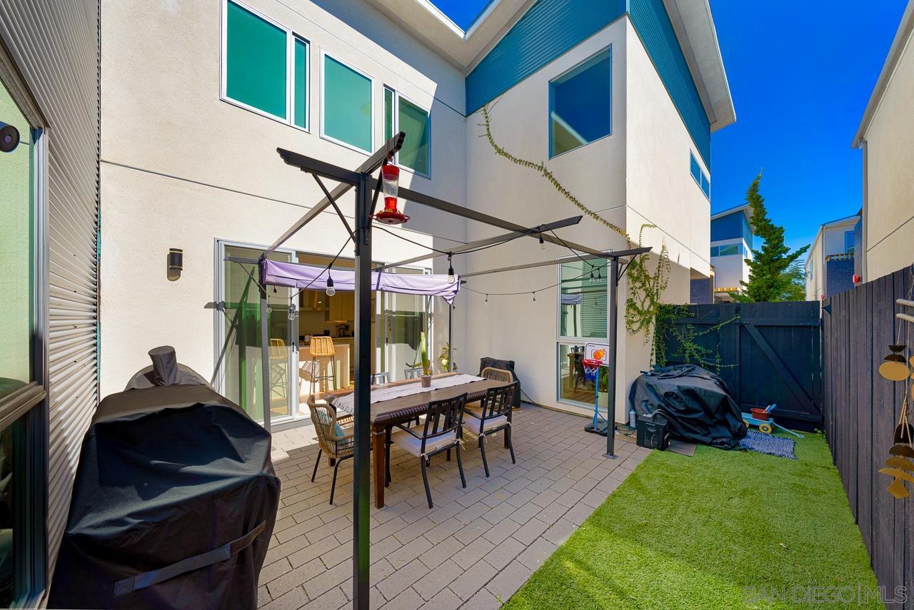 Detail Gallery Image 19 of 47 For 1166  Holly  3, Imperial Beach,  CA 91932 - 4 Beds | 2/1 Baths