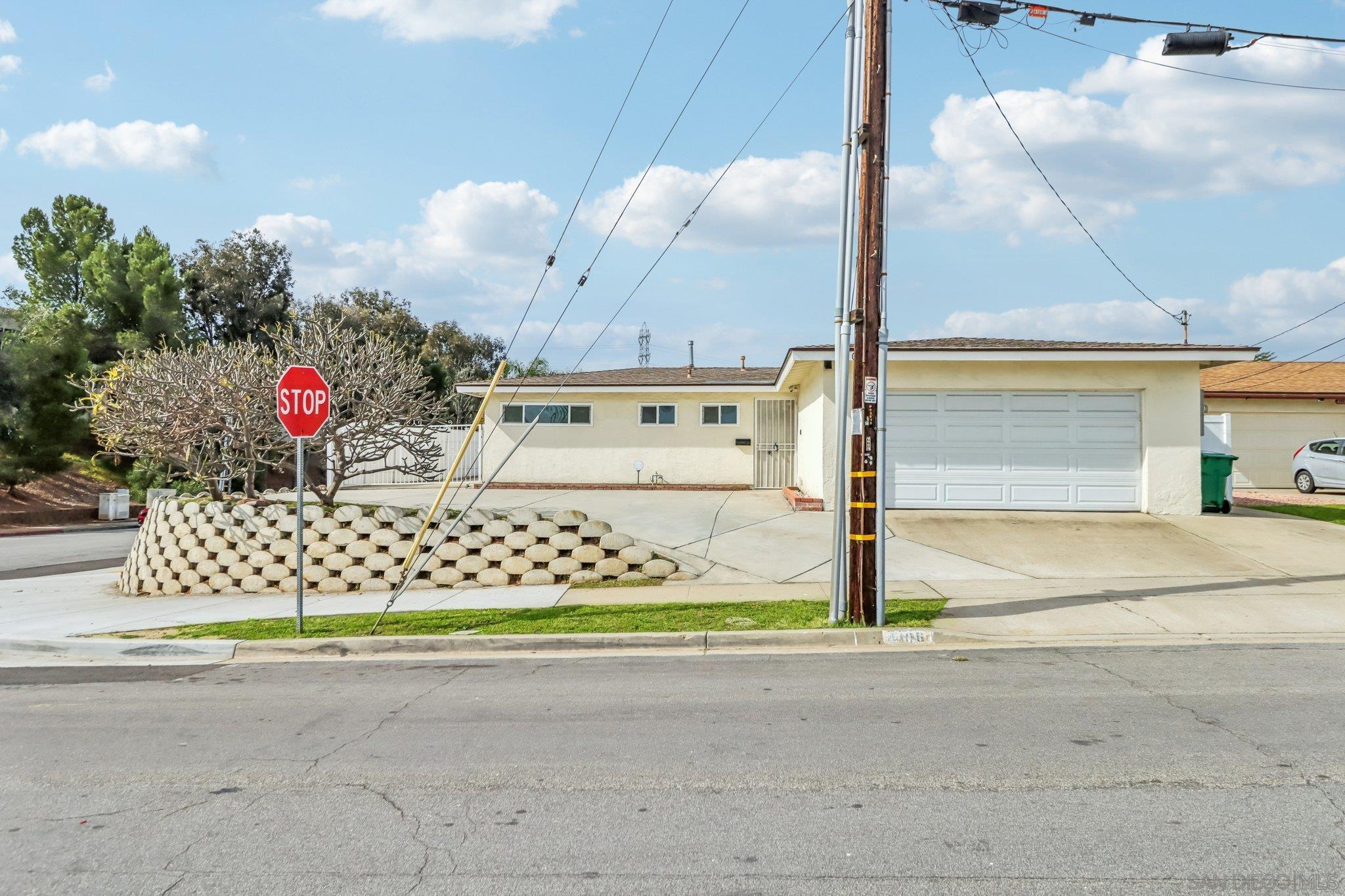 Front Image Thumbnail for SD260003745